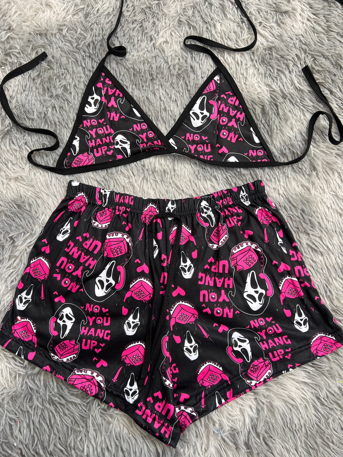 Scream Background Black Matching Top & Short