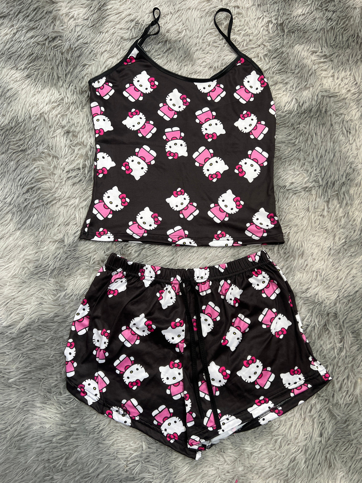 Hello Kitty Women's Pajama Set