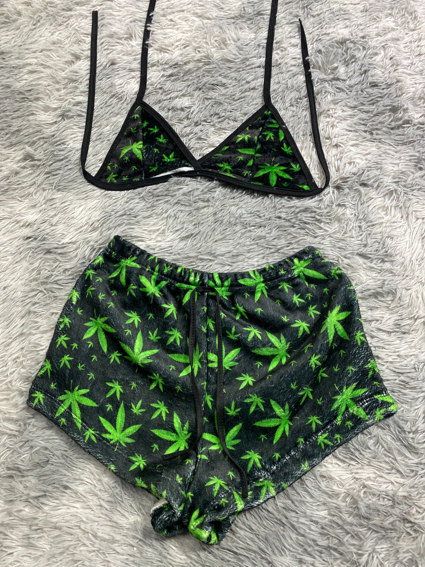 Marihuana Matching Top & Short - Fundies