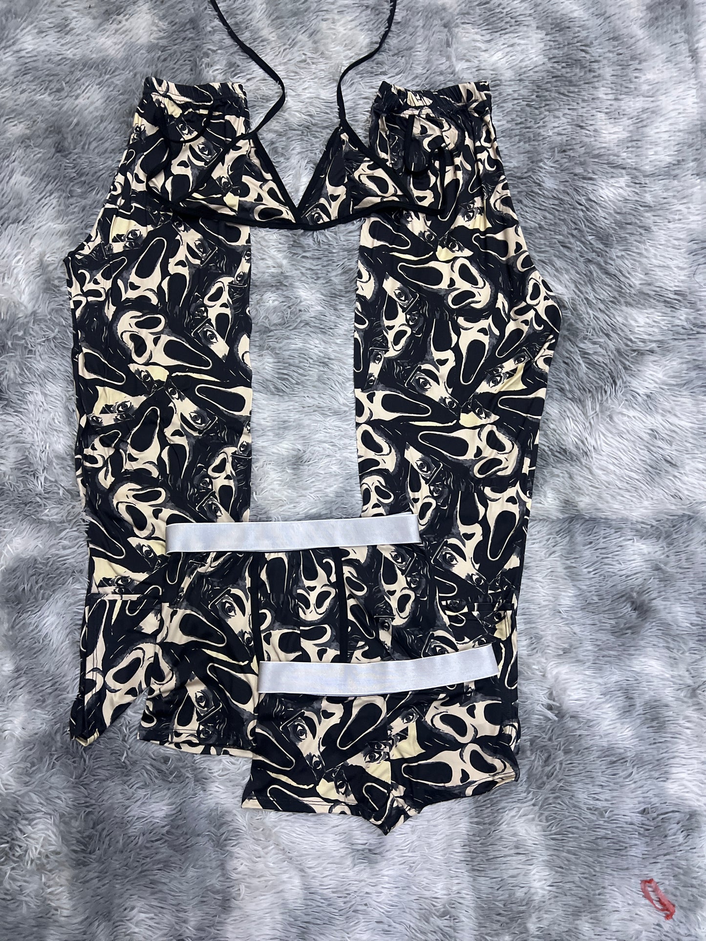 Scream black background 5 pcs pajama duo halloween