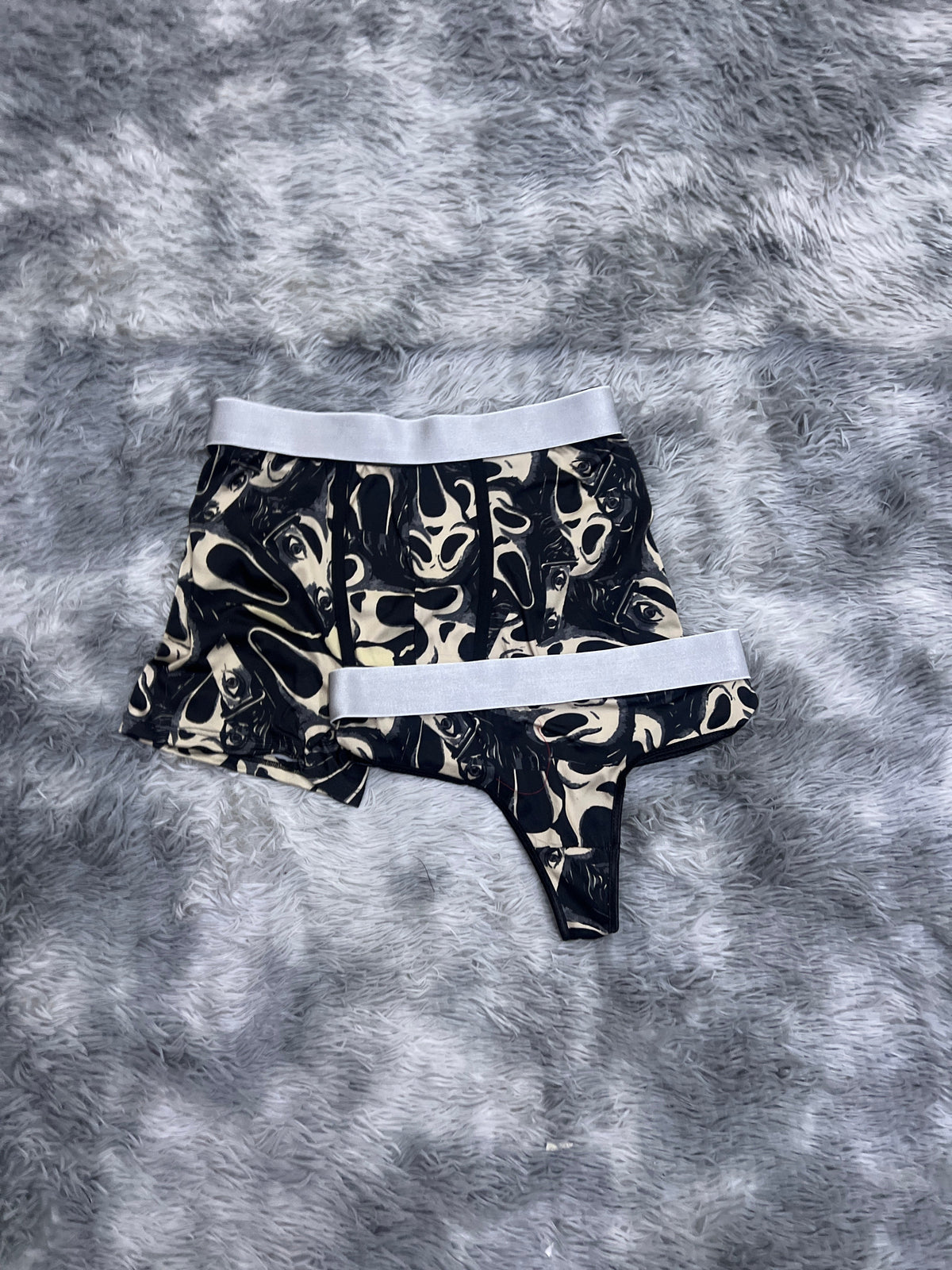 Scream Black Duo With Thong