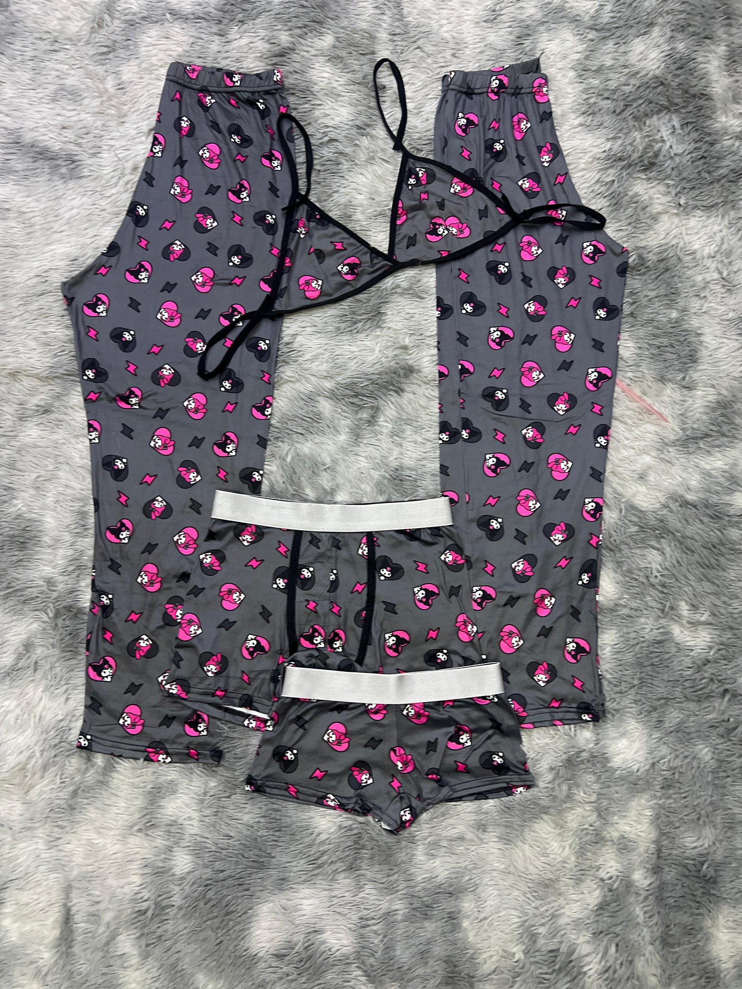 Kitty And Kuromi heart gray background 5 pcs pajama duo