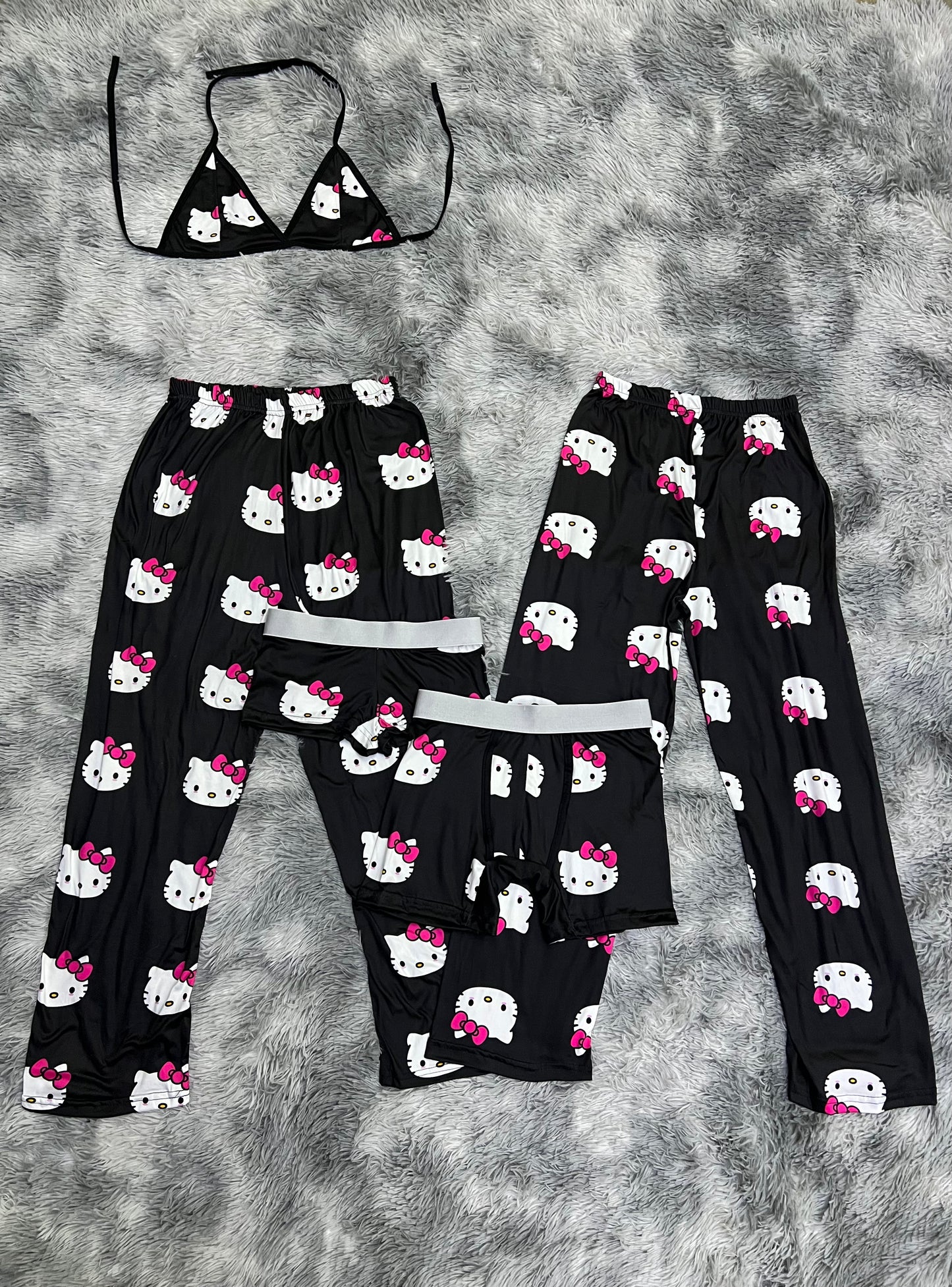 Hello kitty face black background 5 pz pajama
