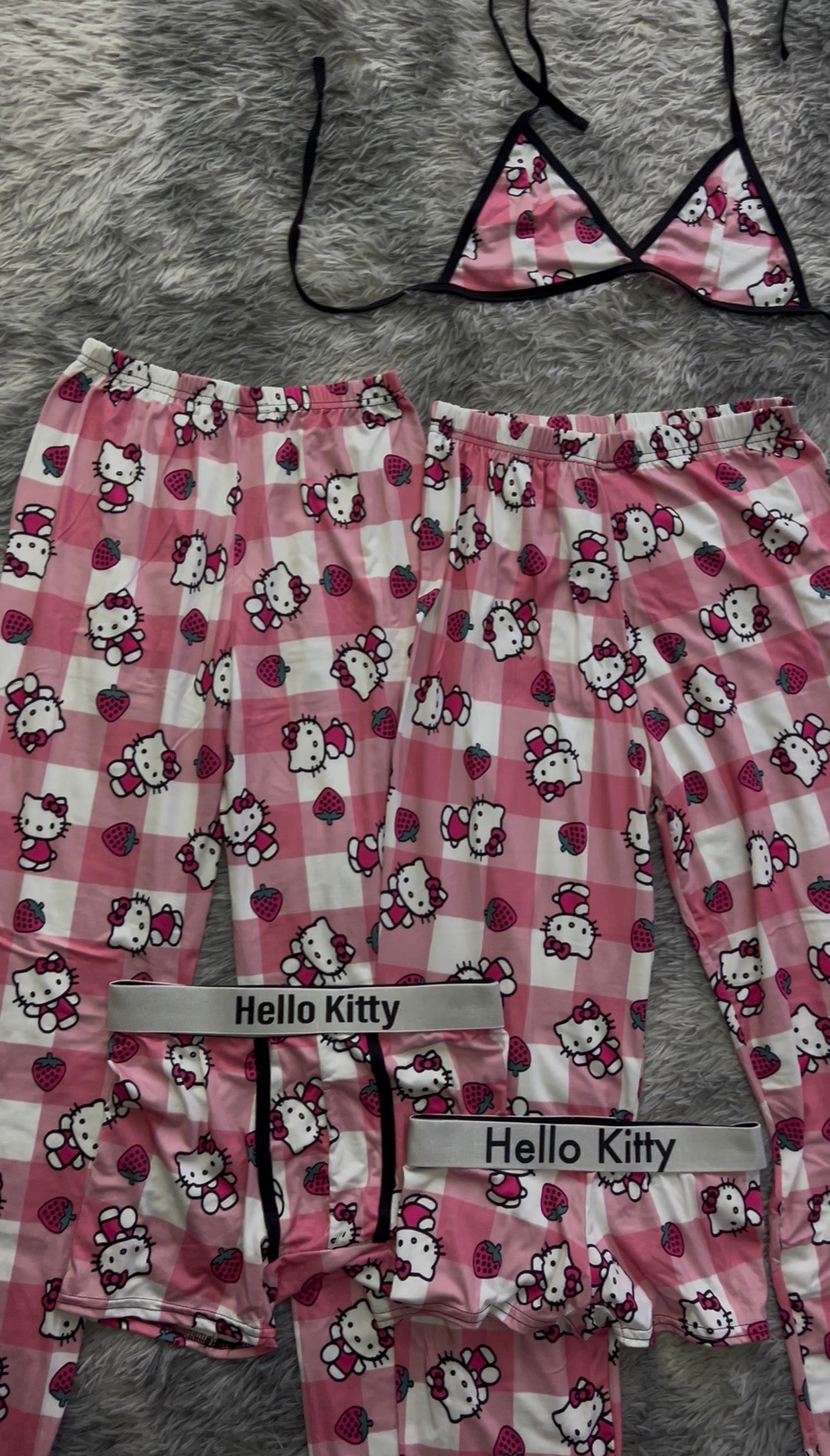 Hello Kitty Strawberry Print 5 piece pajama set