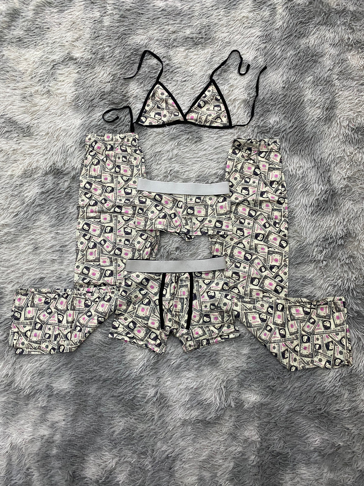 Hello Kitty Dólares 5 Piece PJ