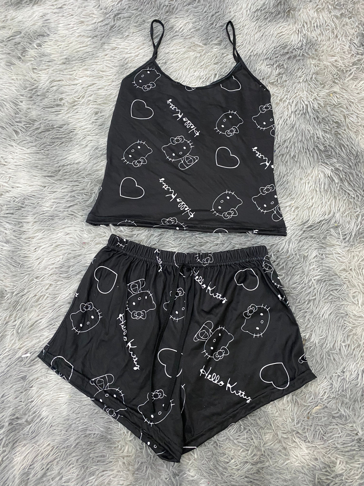 Hello Kitty Letters White Background Black Women's Pajama Set