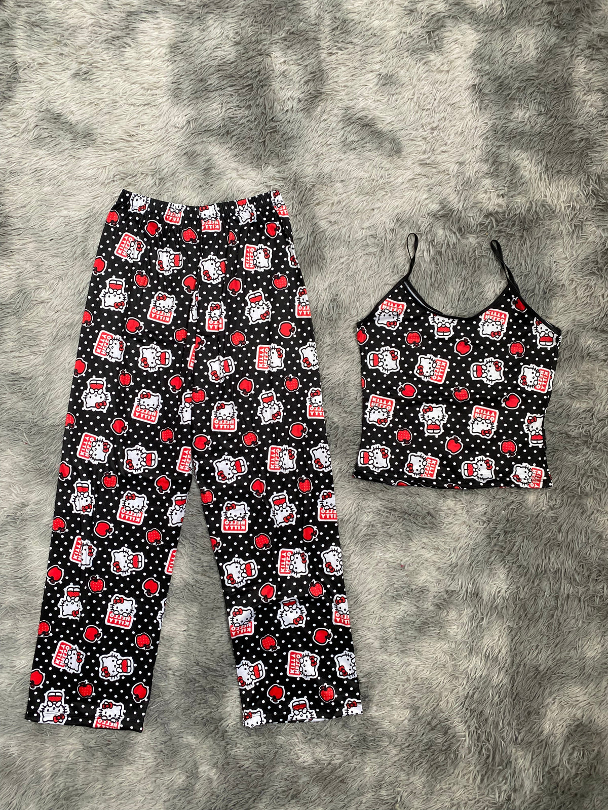 Hello Kitty Dots And Apples Women's Pajama Set