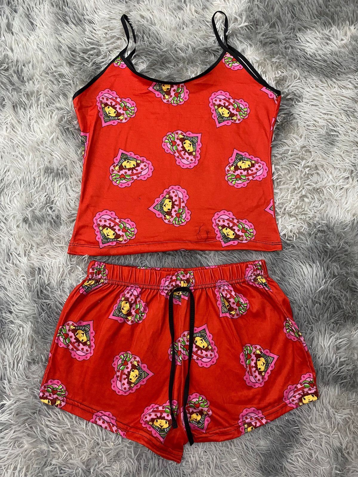 Rosita Strawberry Hearts Red Background Women's Pajama Set