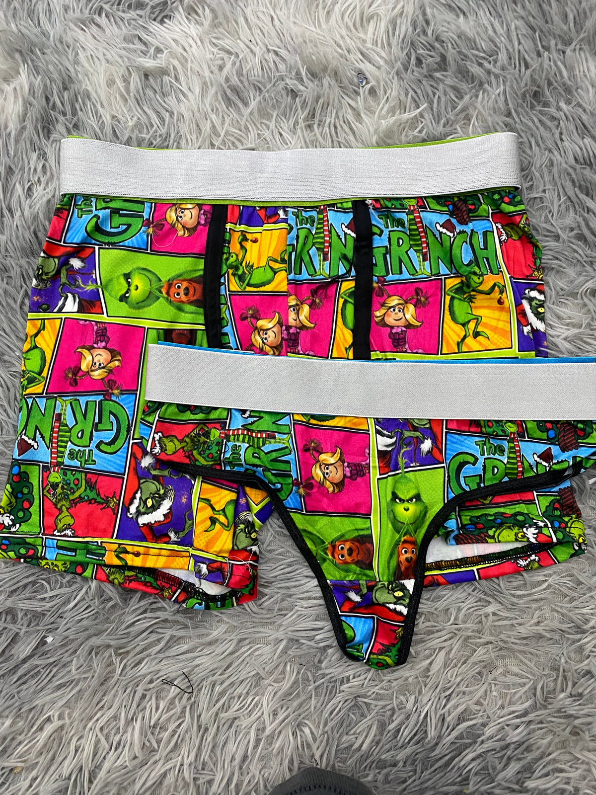 Grinch Plaid Animados Duo With Thong