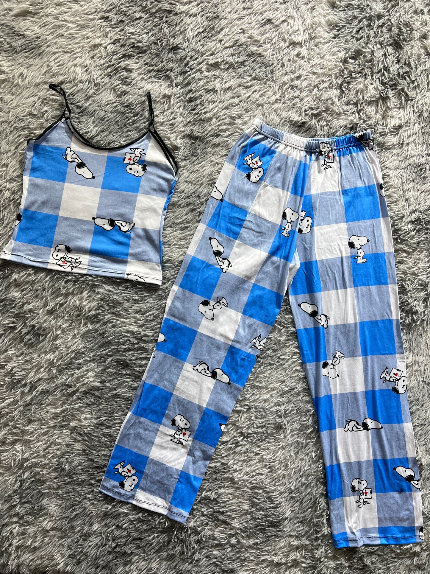 Snoopy blue and white checkered pattern blouse and trousers
