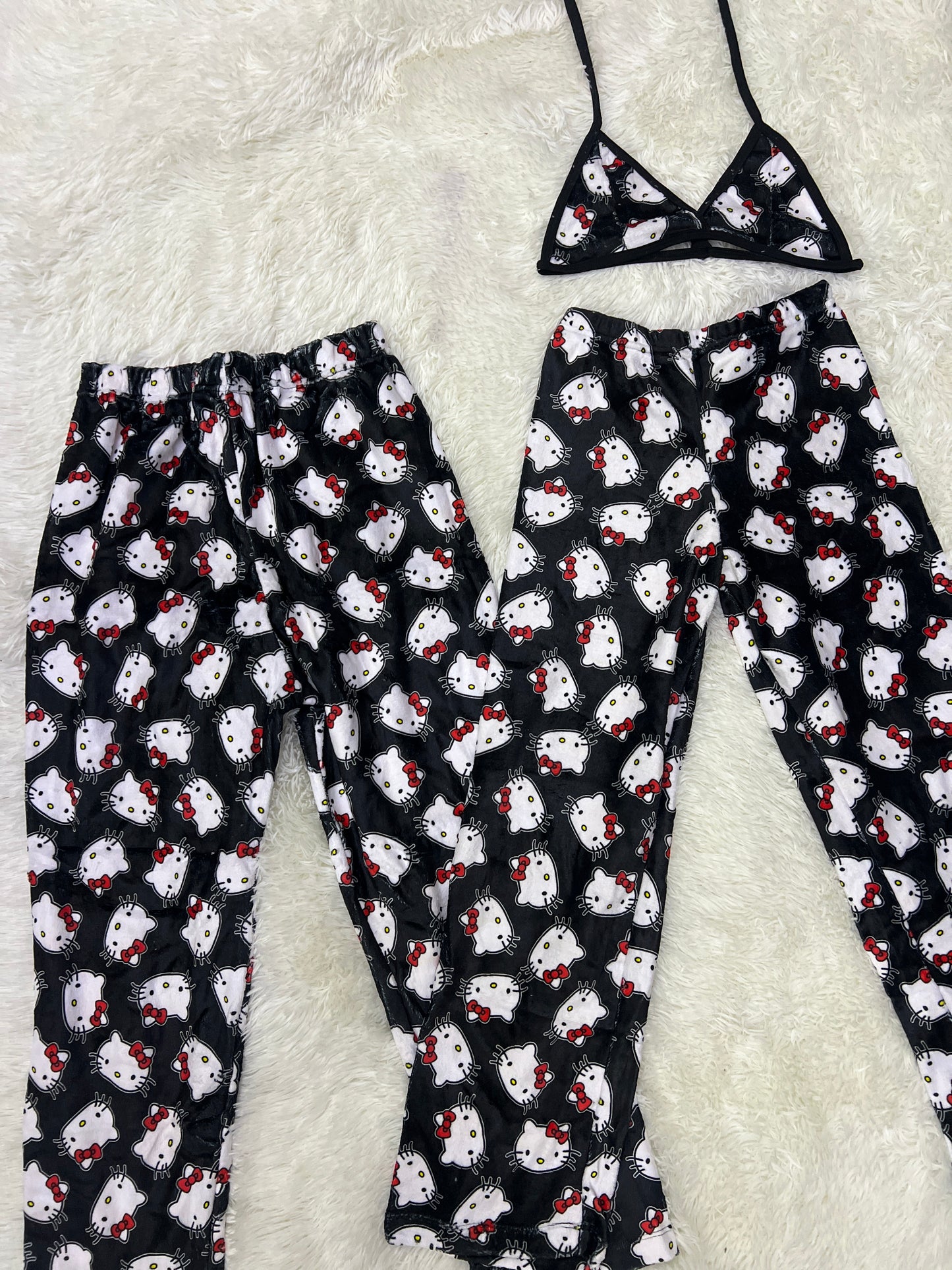 Hello kitty black plush pajama duo