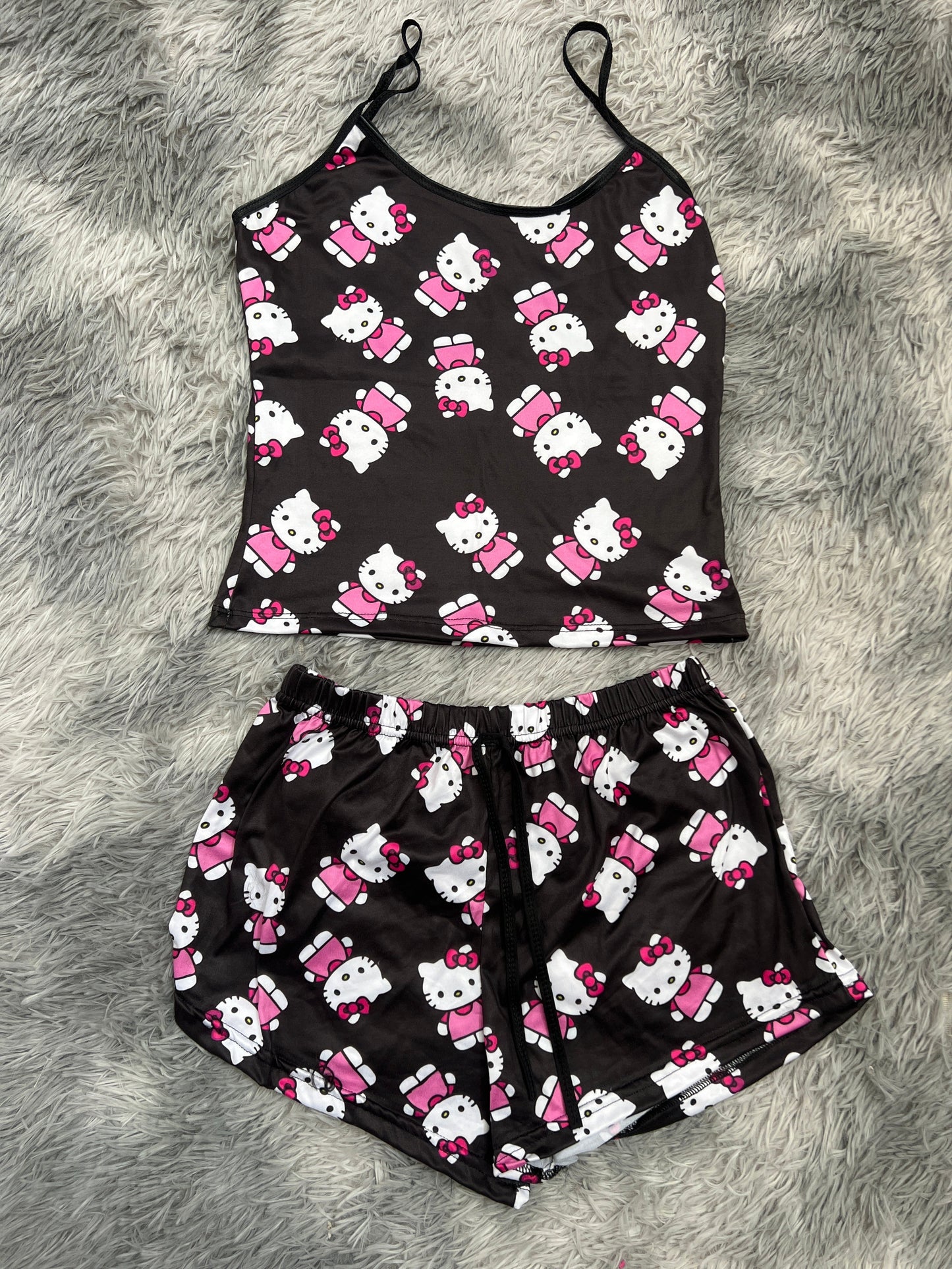 Hello Kitty Women's Pajama Set - Fundies