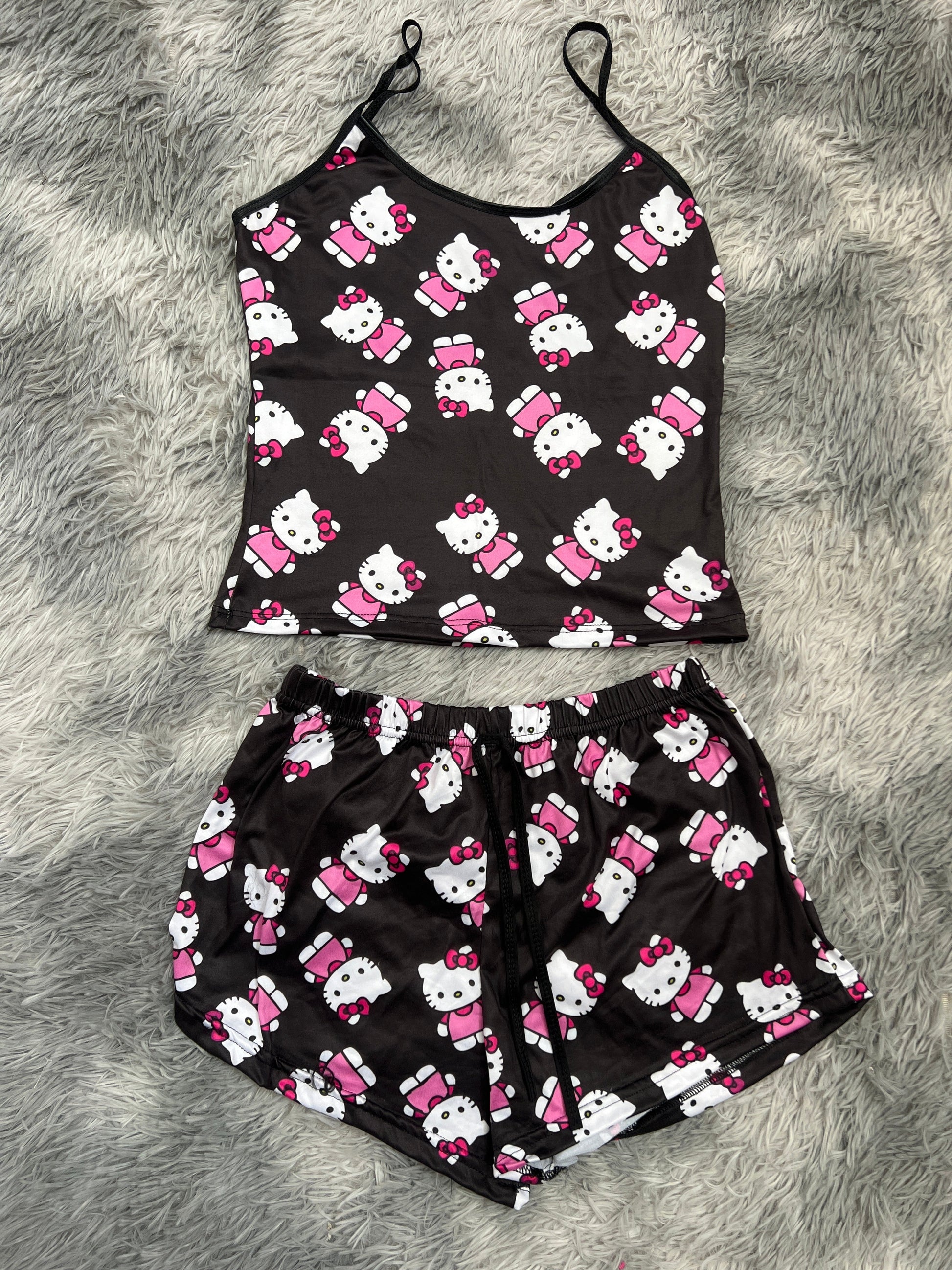 Hello Kitty Women's Pajama Set - Fundies