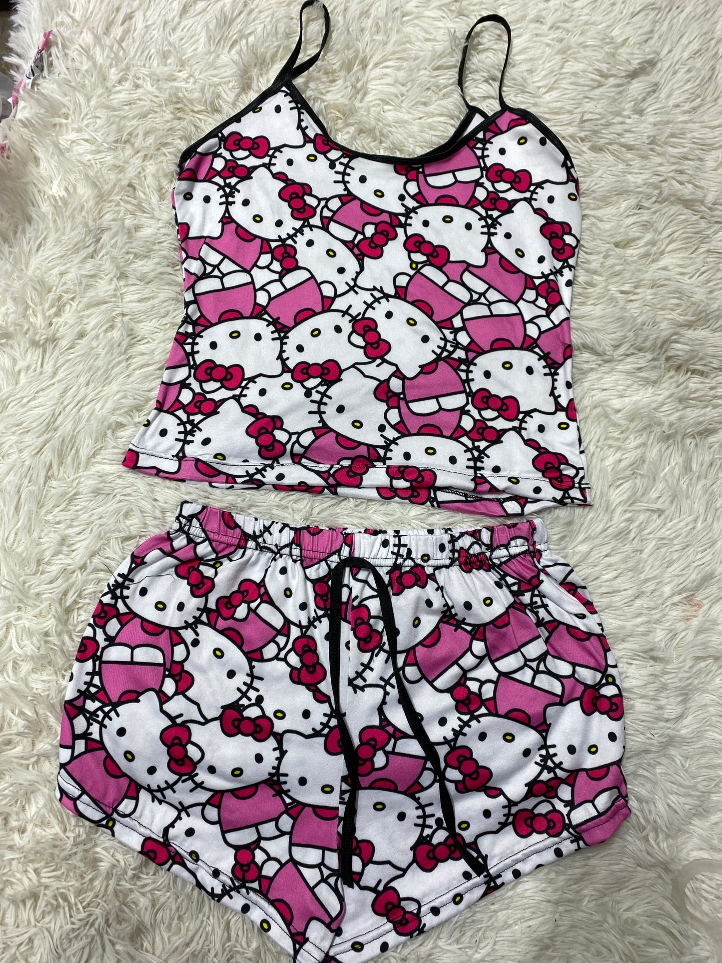 Hello Kitty Women's Pajama Set - Fundies
