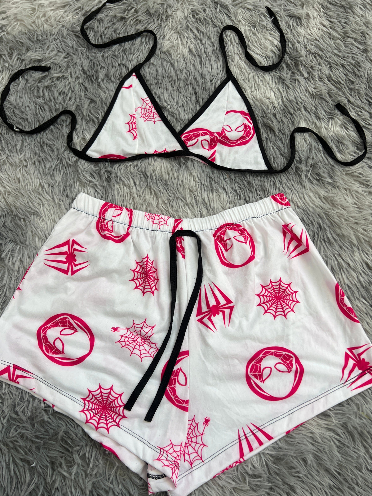 Gwen Background White Matching Top & Short