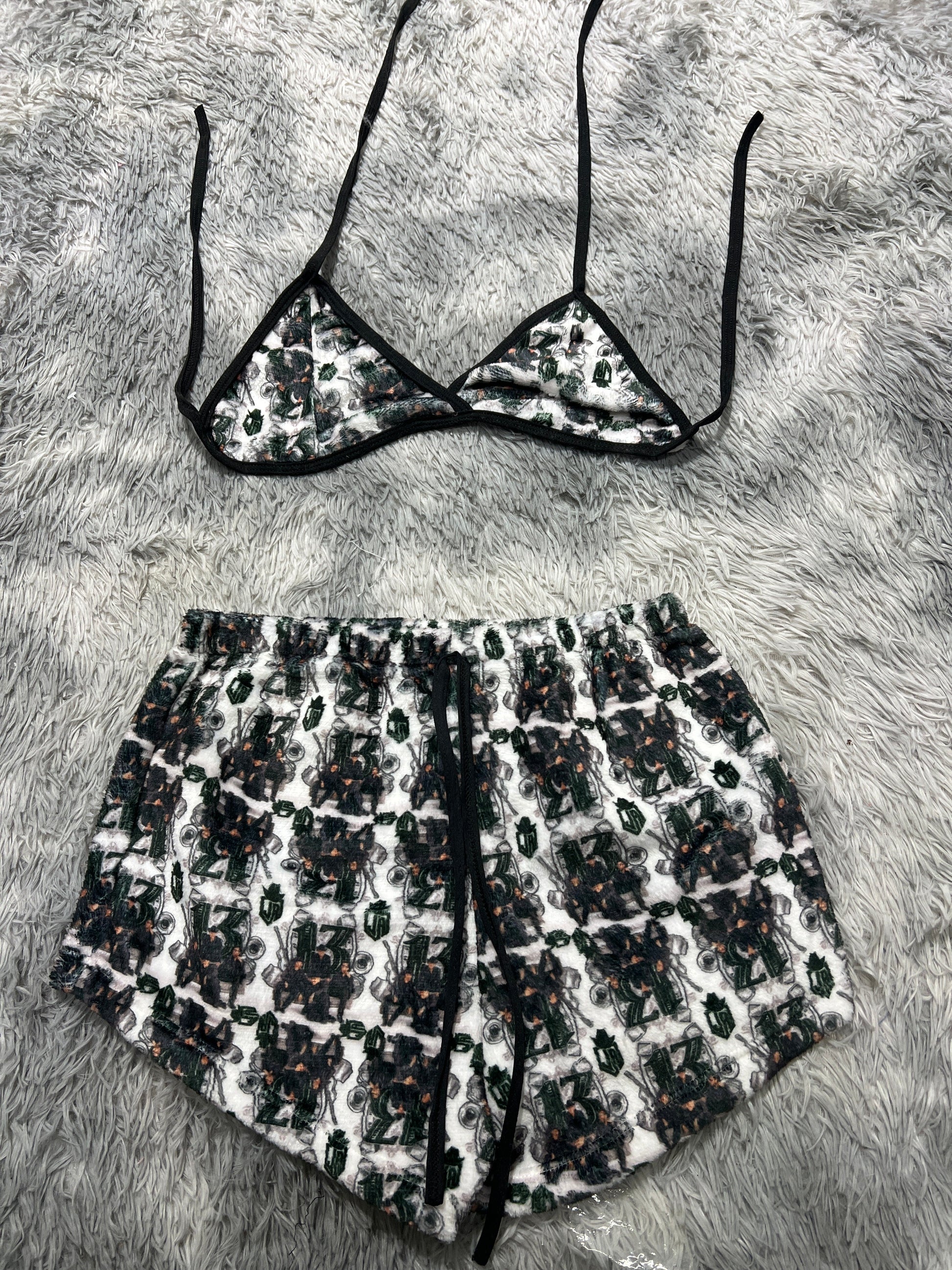 Julion Alvarez With Short One Size Of Afelpad Matching Top & Short - Fundies