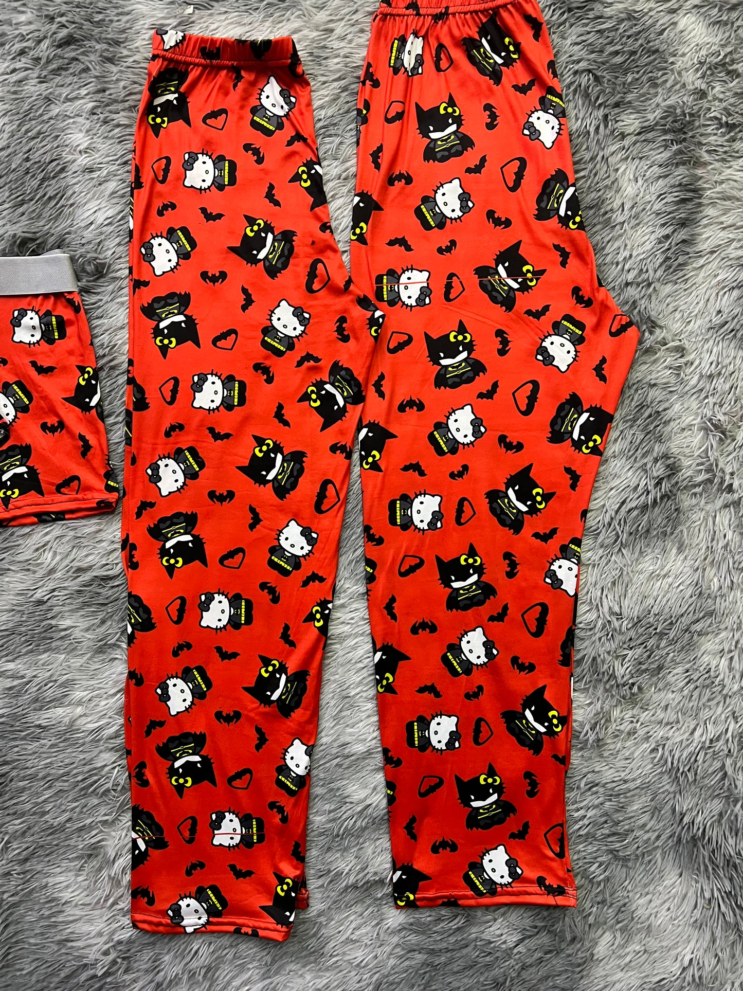 Hello Kitty dressed as Batman orange background boxer/thong 5 pcs pajama duo