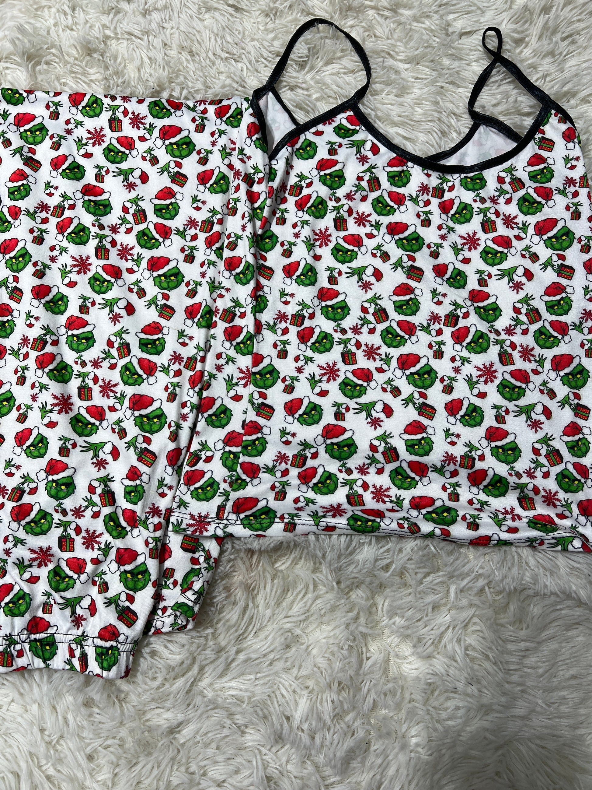 Grinch Women's Pajama Set - Fundies