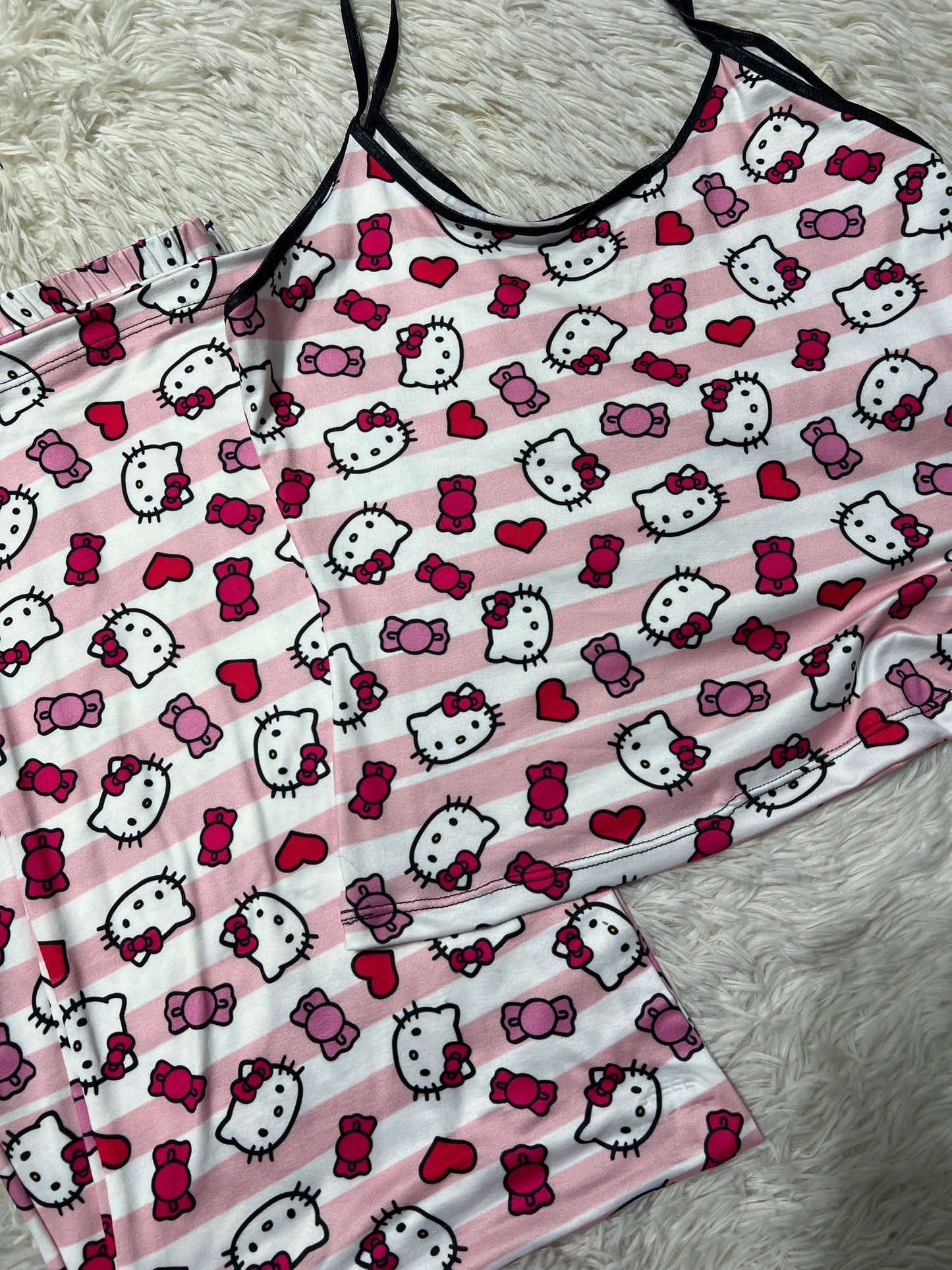 Hello Kitty Caramelo Women's Pajama Set - Fundies