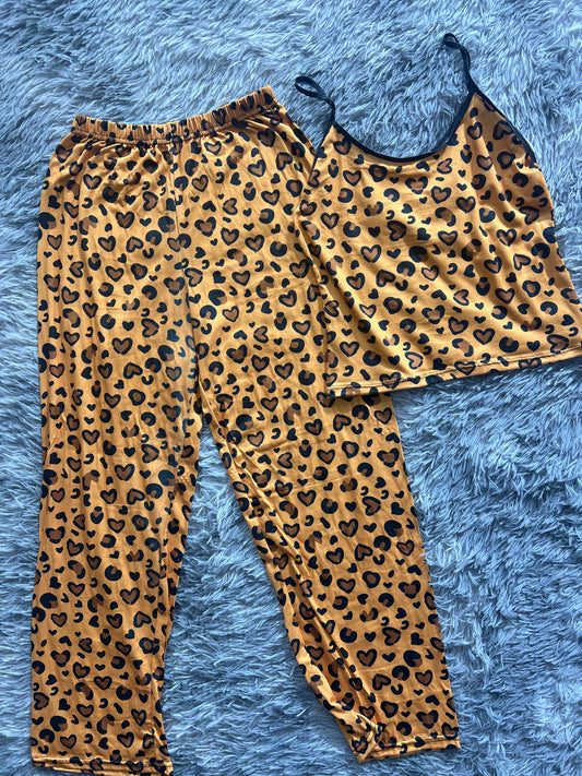 Leopardo Women's Pajama Set - Fundies