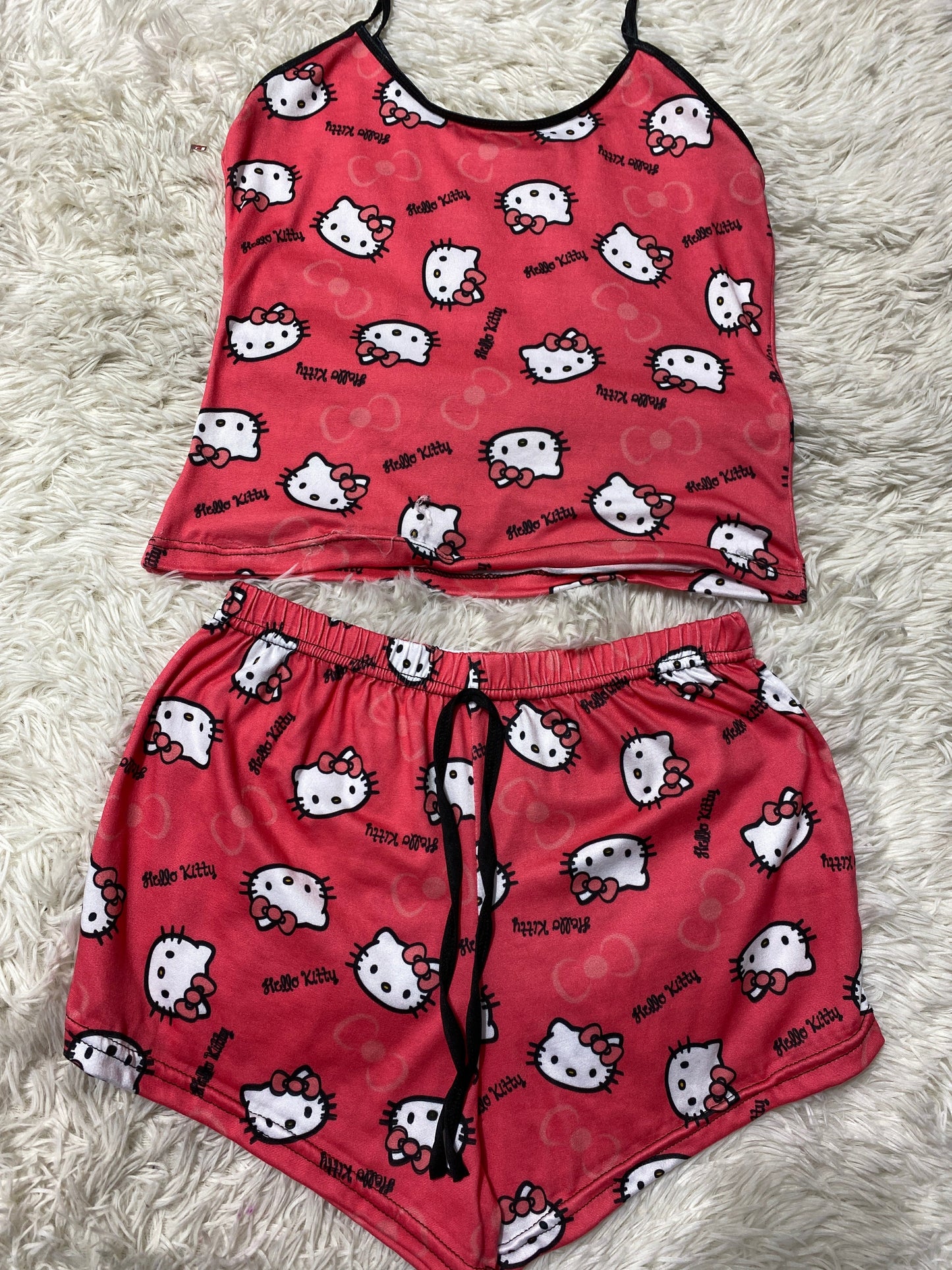 Hello Kitty Women's Pajama Set - Fundies