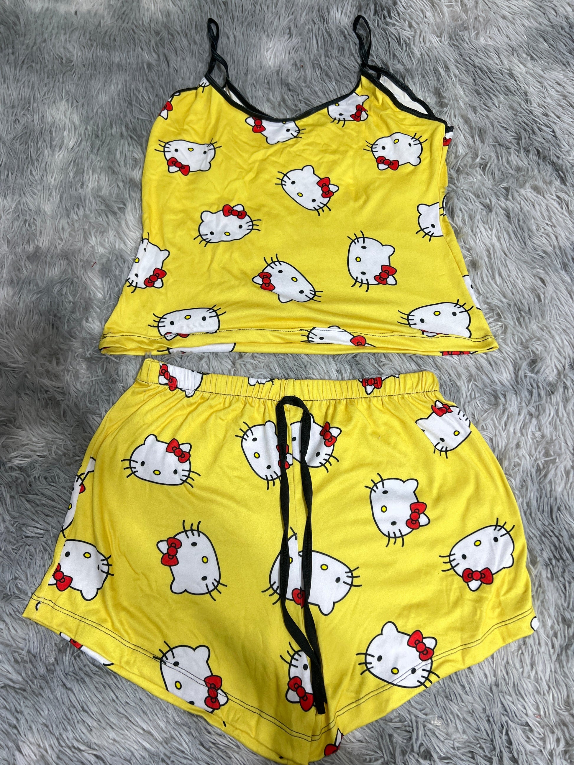 Hello Kitty Yellow Women's Pajama Set - Fundies