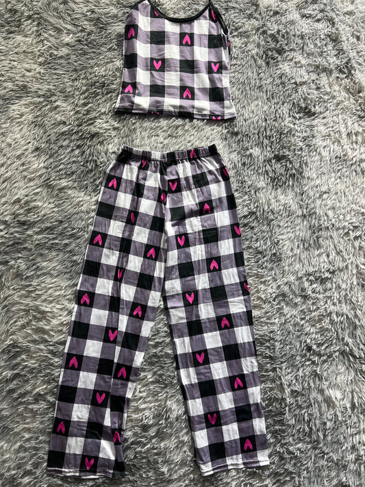 Plaid Gray With Hearts Women's Pajama Set - Fundies