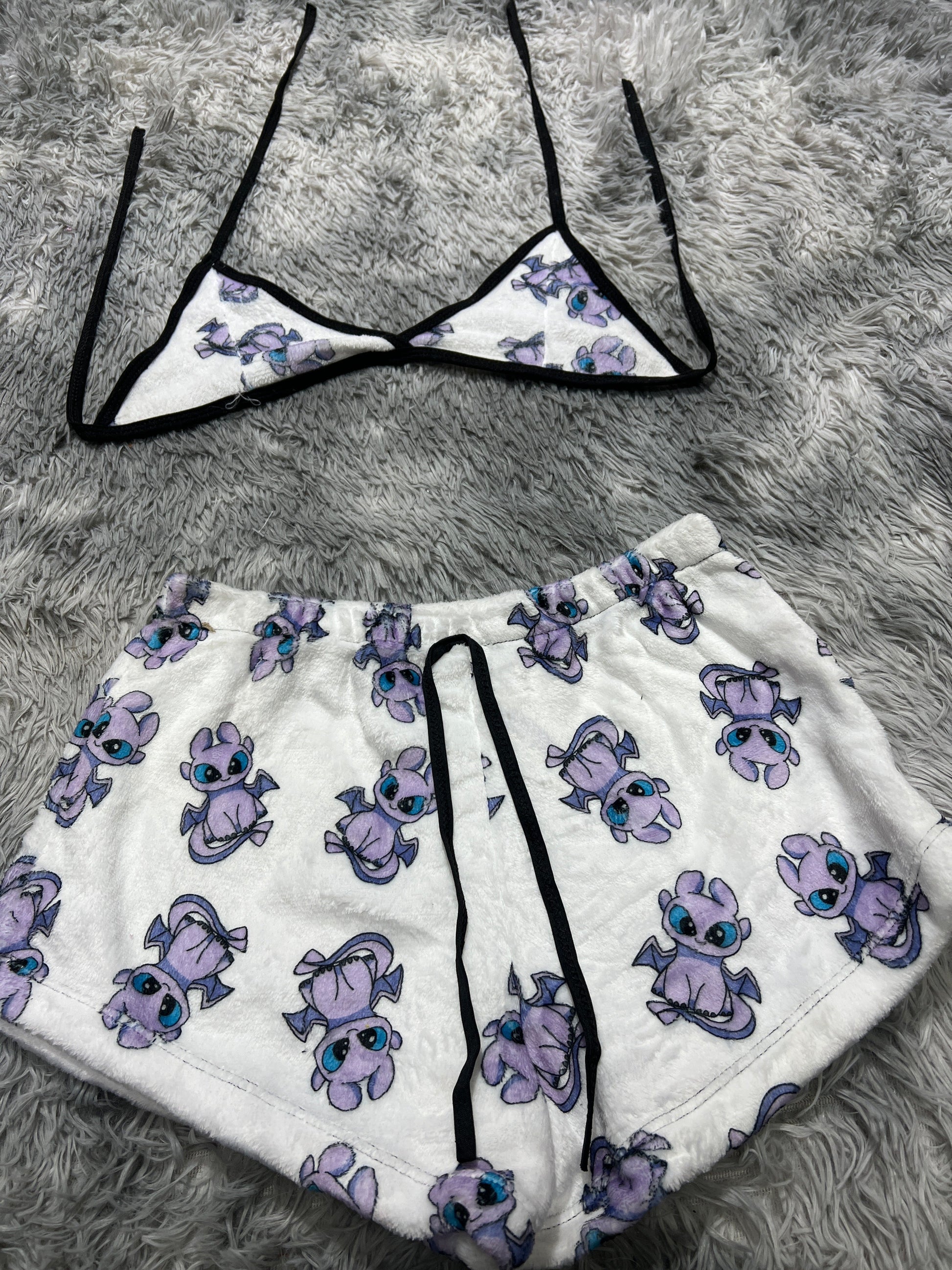 Toothless Background White Afelpad Matching Top & Short - Fundies