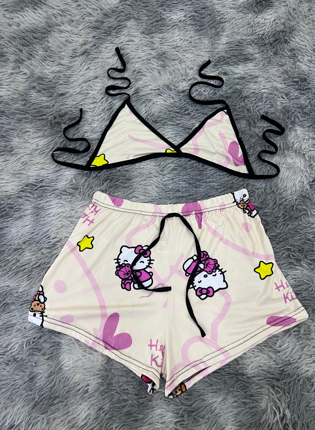 Hello Kitty Background Beige Matching Top & Short