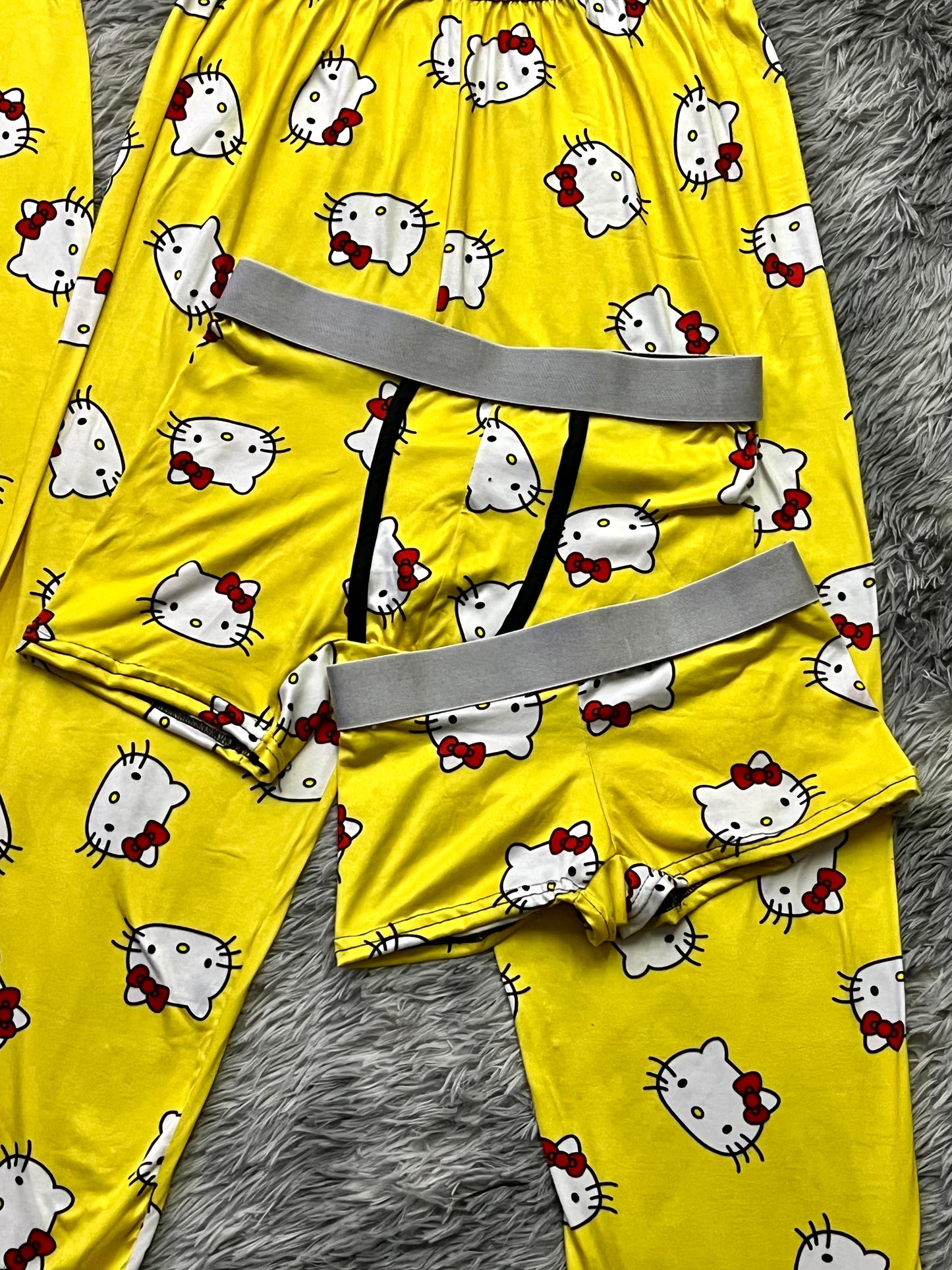 Kitty faces yellow background 5 pcs pajama duo