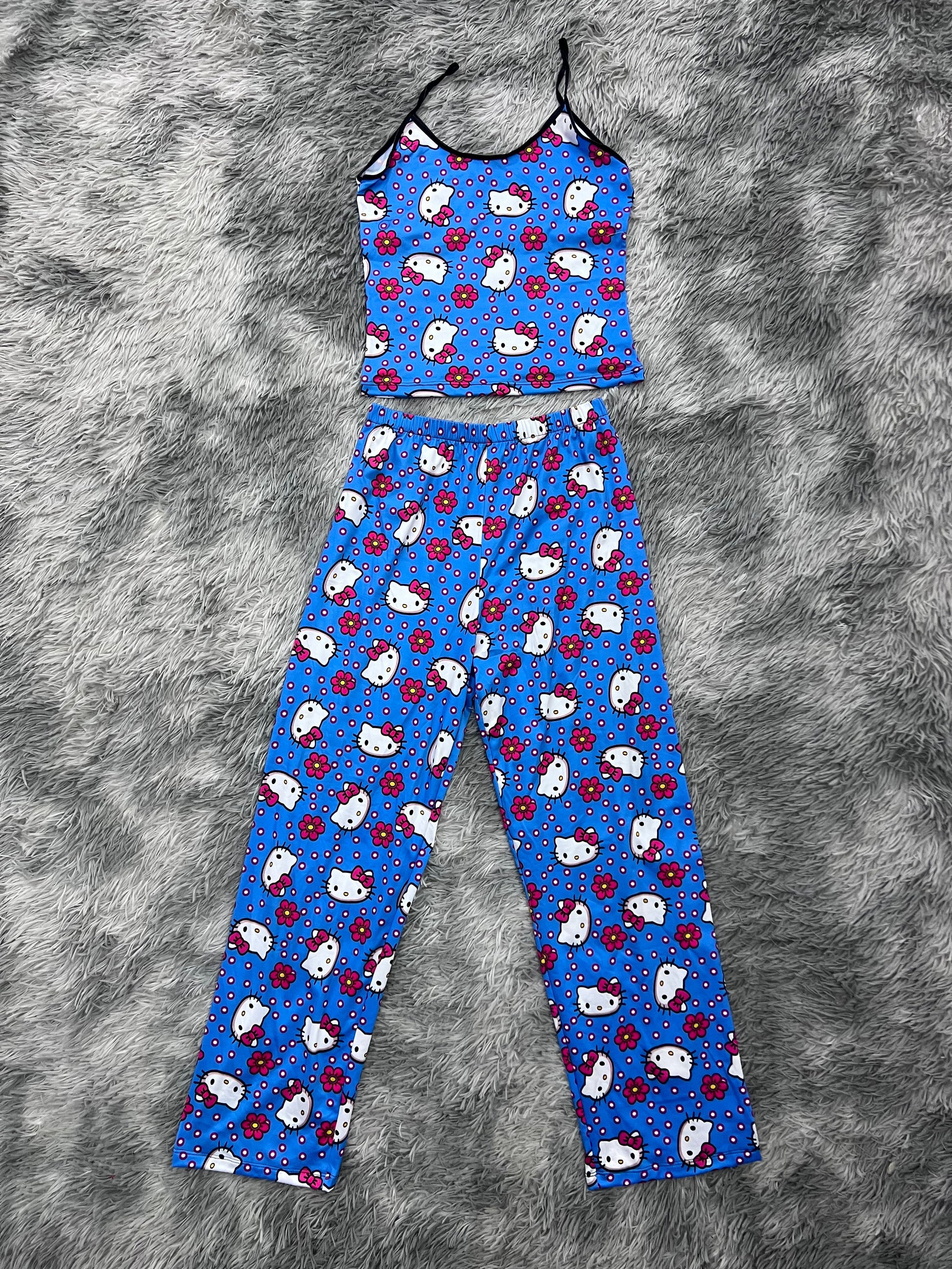 Hello Kitty Little Dots And Flowers Background Blue Women's Pajama Set - Fundies
