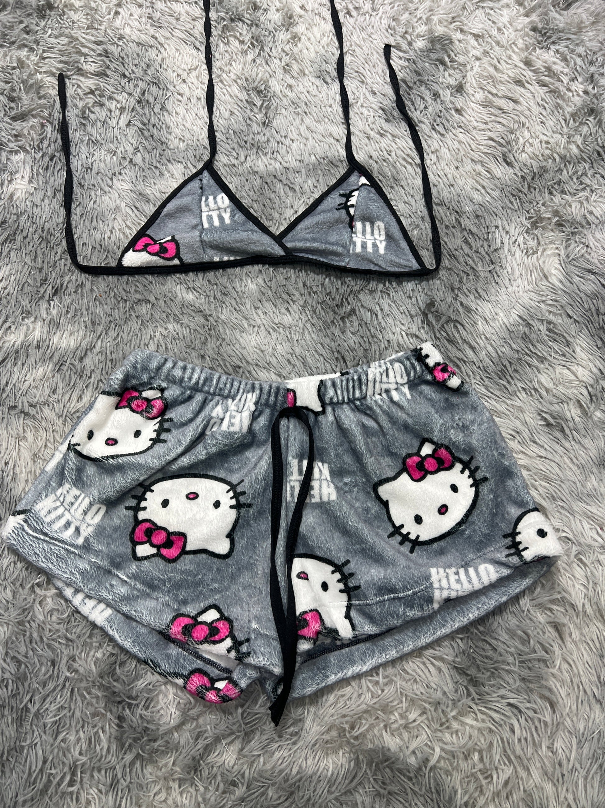 Hello Kitty Background Gray Afelpad Matching Top & Short - Fundies