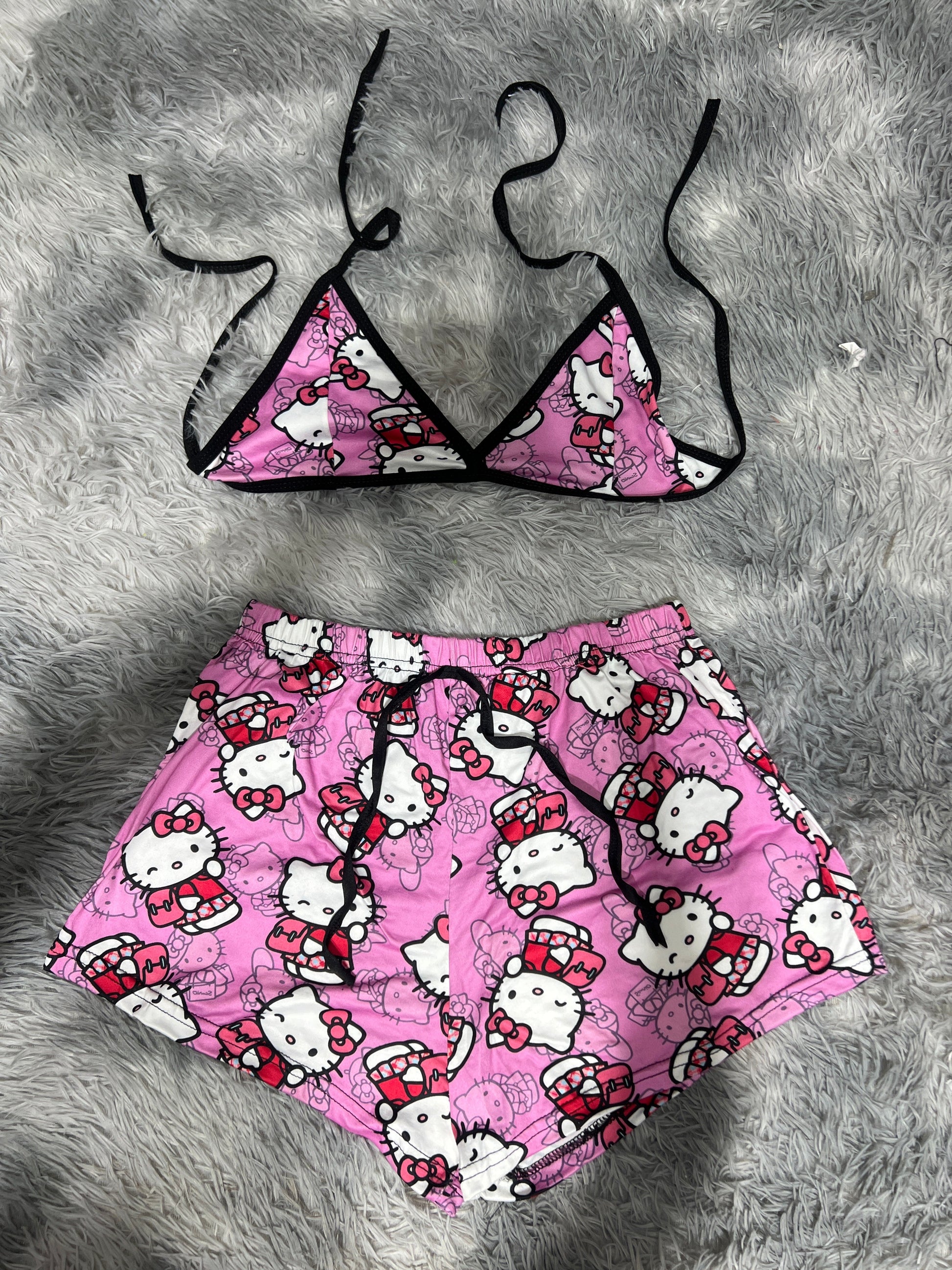 Hello Kitty Estudiante Brush Matching Top & Short - Fundies