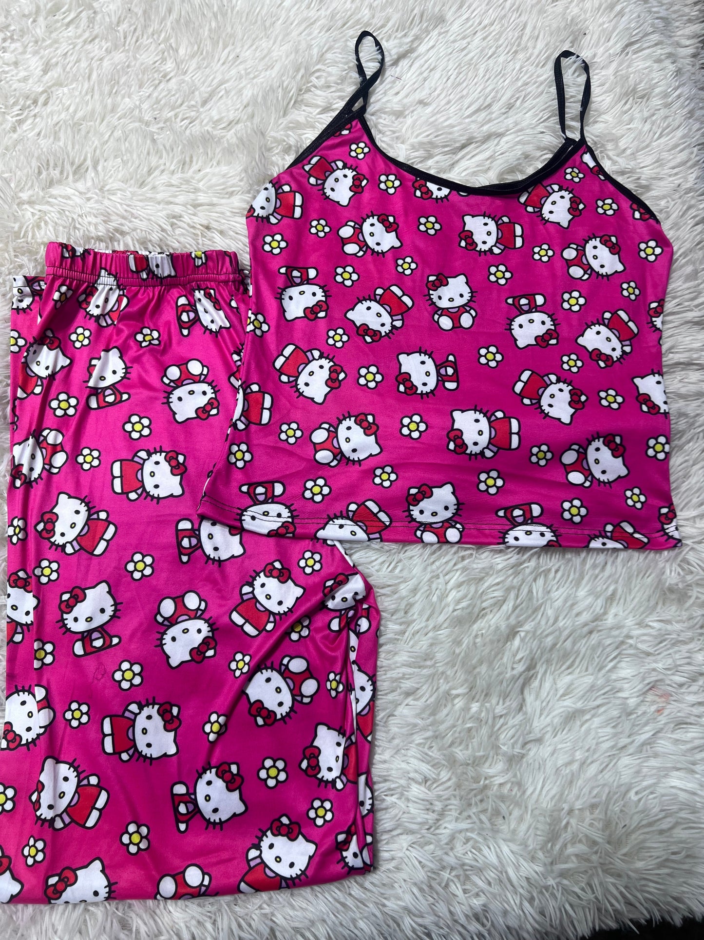 Hello Kitty Flower Women's Pajama Set - Fundies