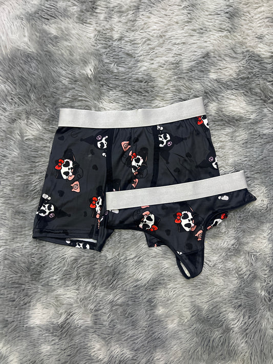 Kitty And Kuromi heart eyes dressed in screem gray background Halloween matching underwear LOL