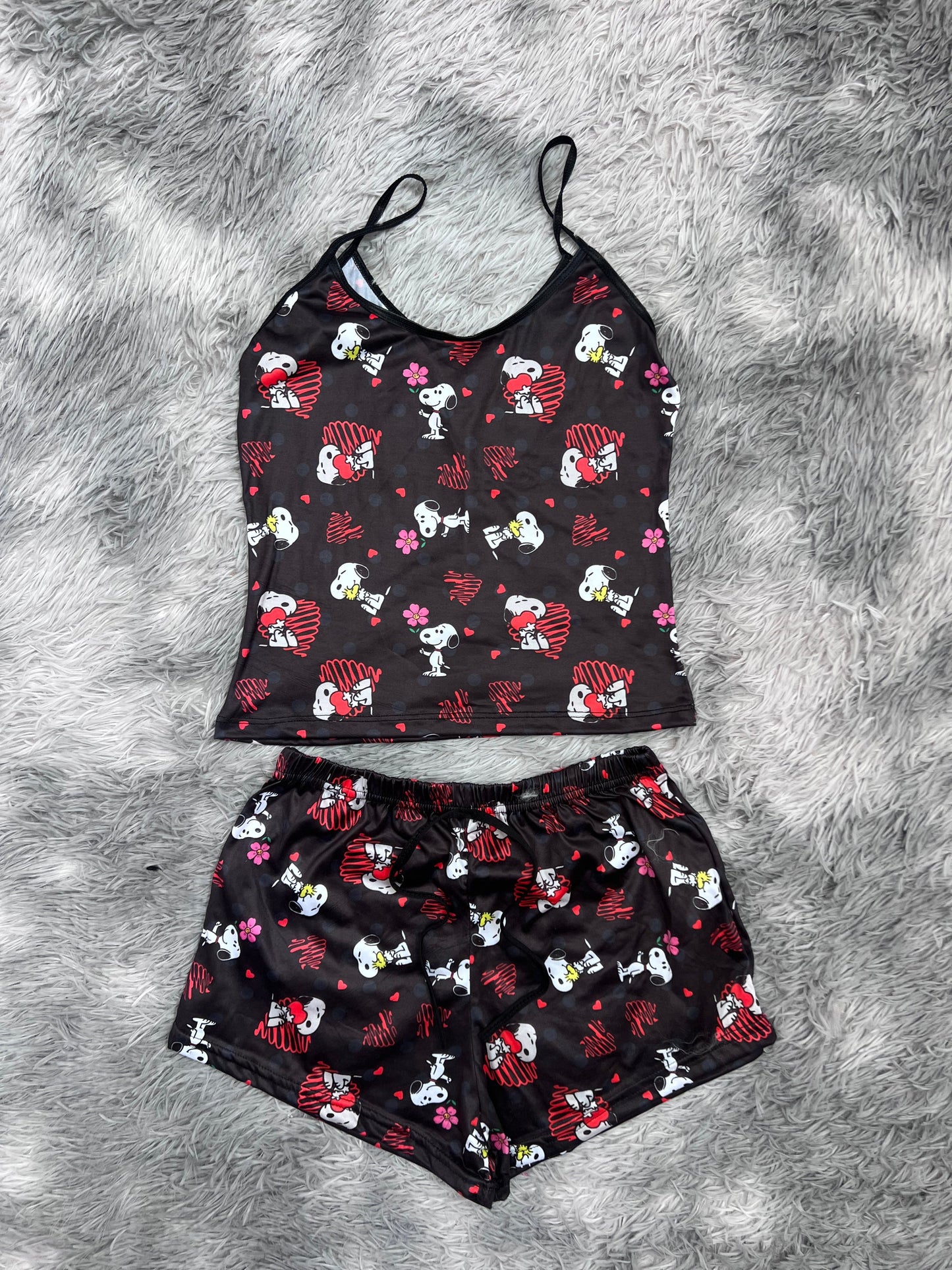 Snoopy Hearts Background Black Women's Pajama Set - Fundies