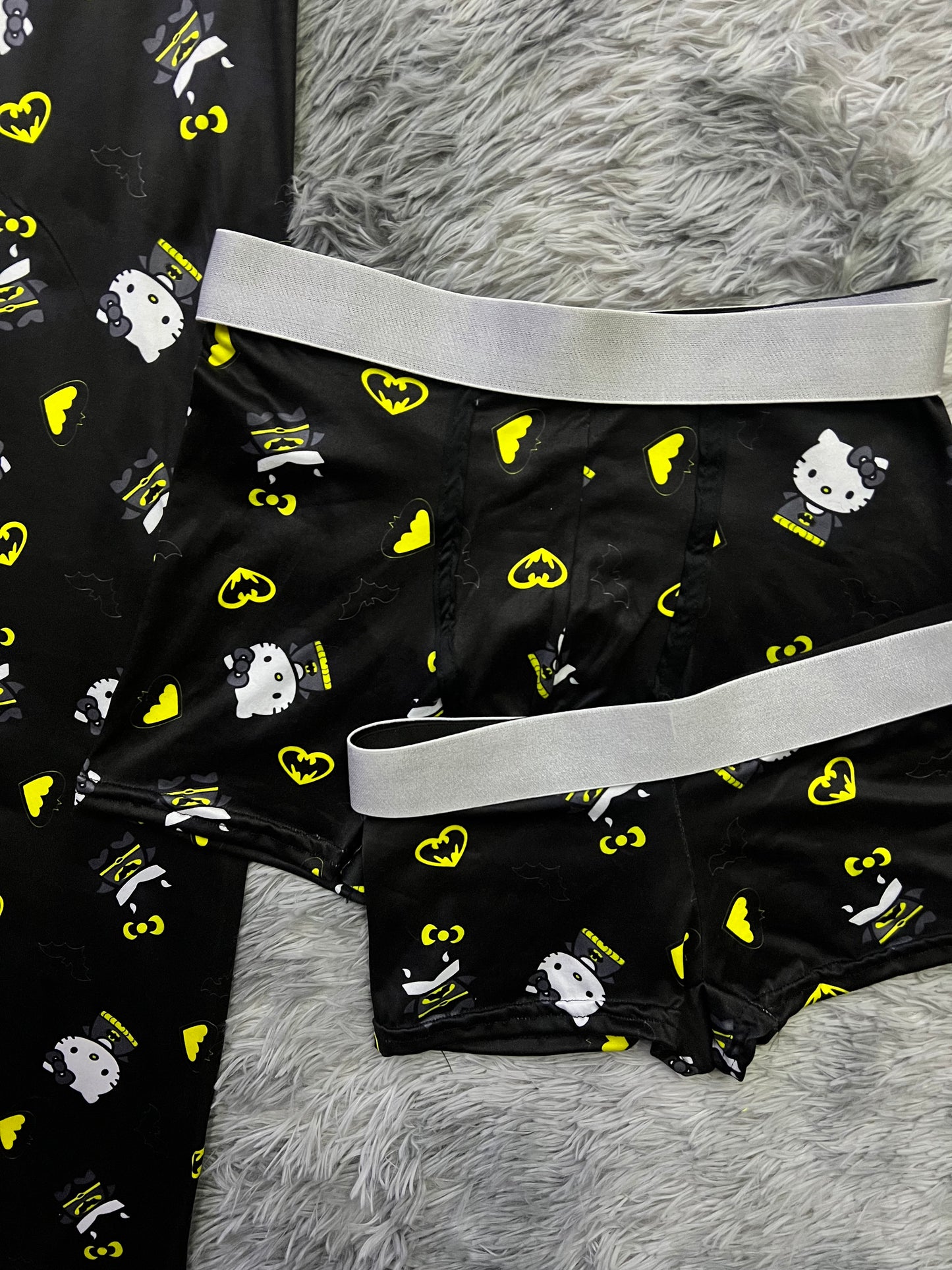 Hello Kitty Batman Print 5 piece pajama set 🐱🦇