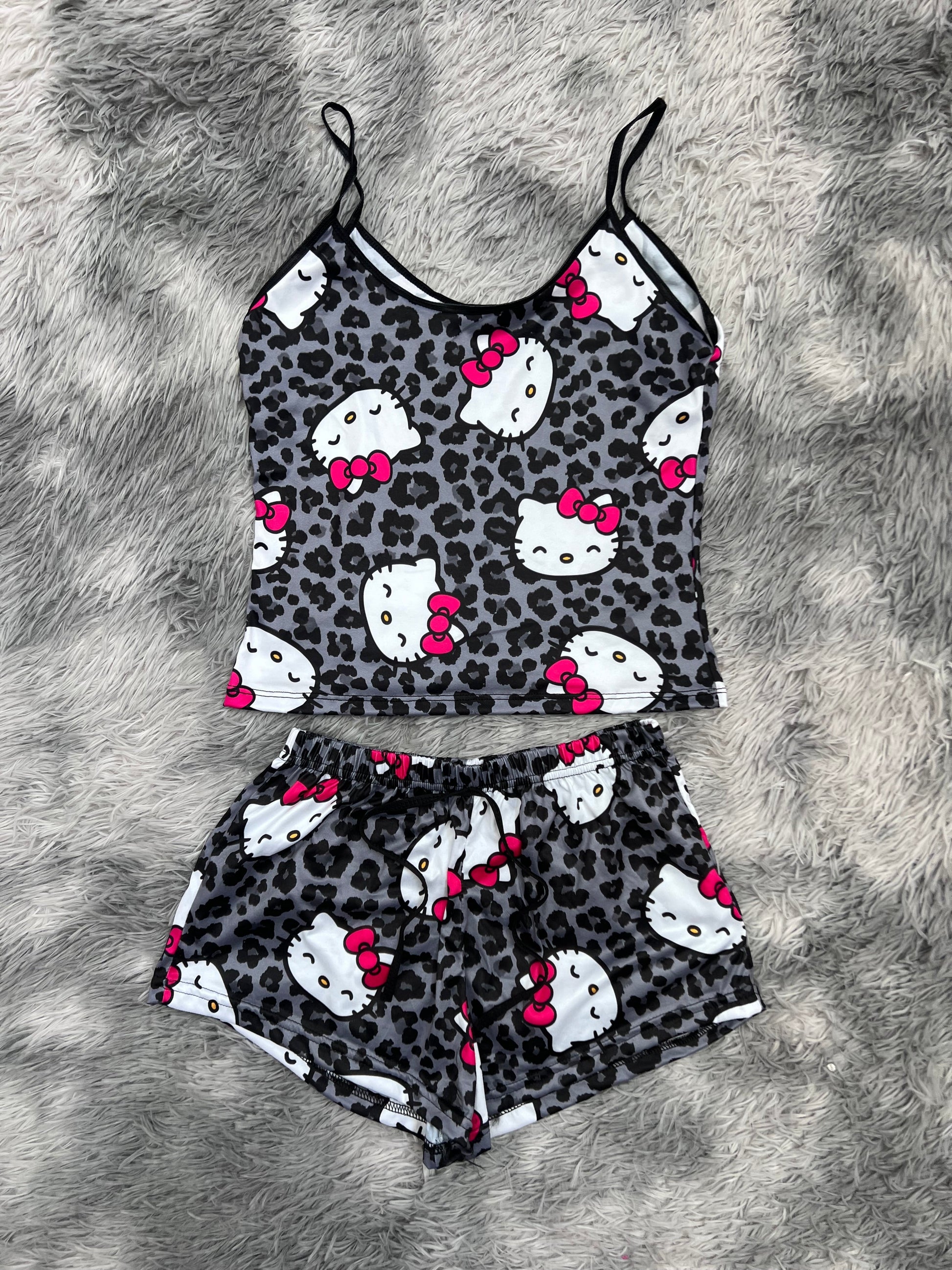 Hello Kitty Animal Print Gray Women's Pajama Set - Fundies