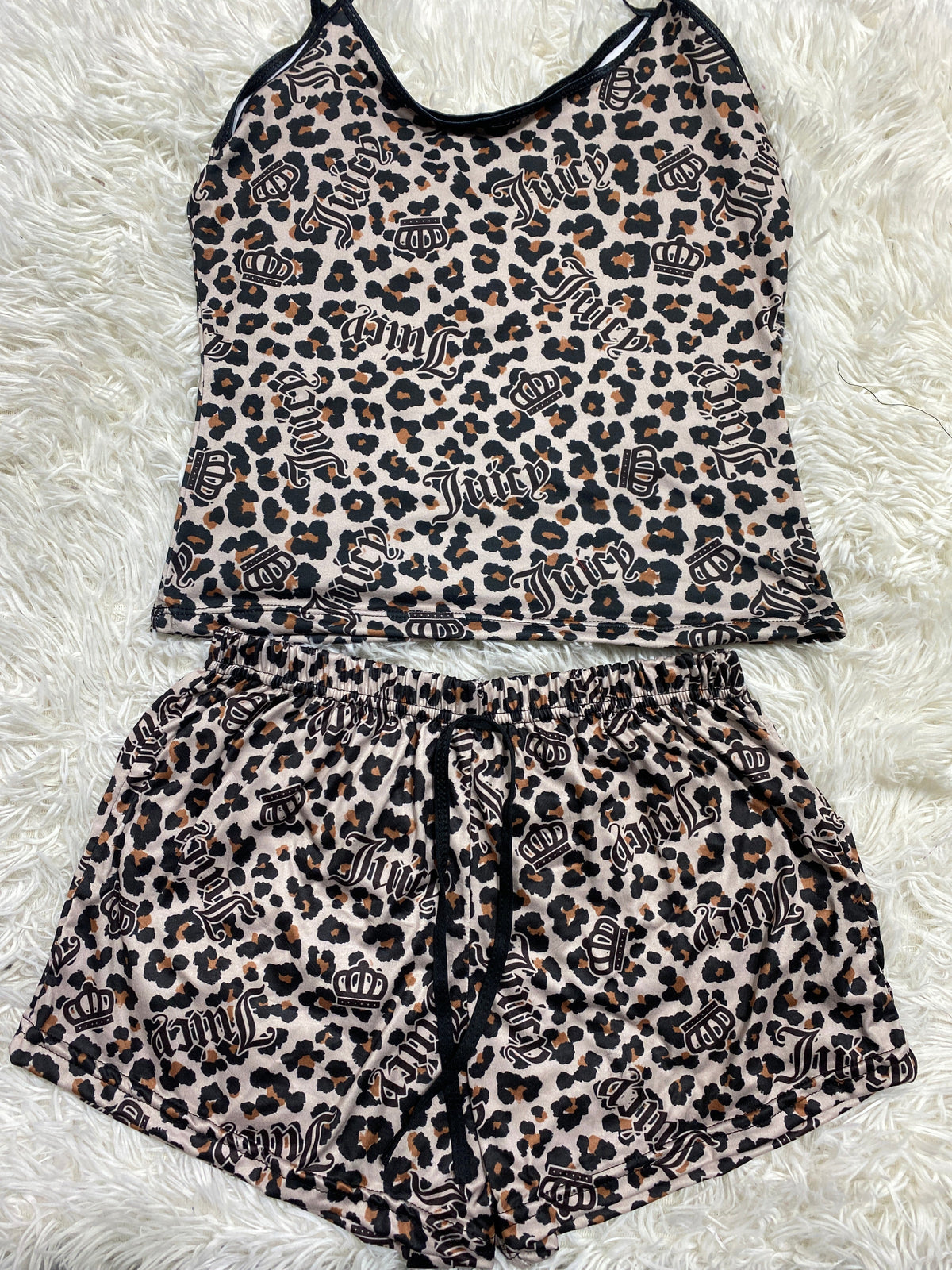 Juicy Leopard Brush Women's Pajama Set