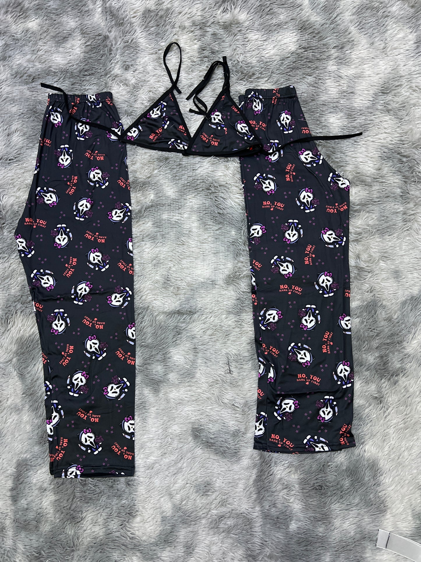 Kitty screem black background Halloween Plush pajama duo