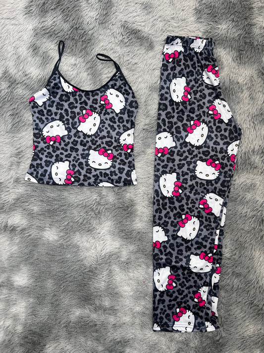 Hello Kitty Animal Print Gray Women's Pajama Set
