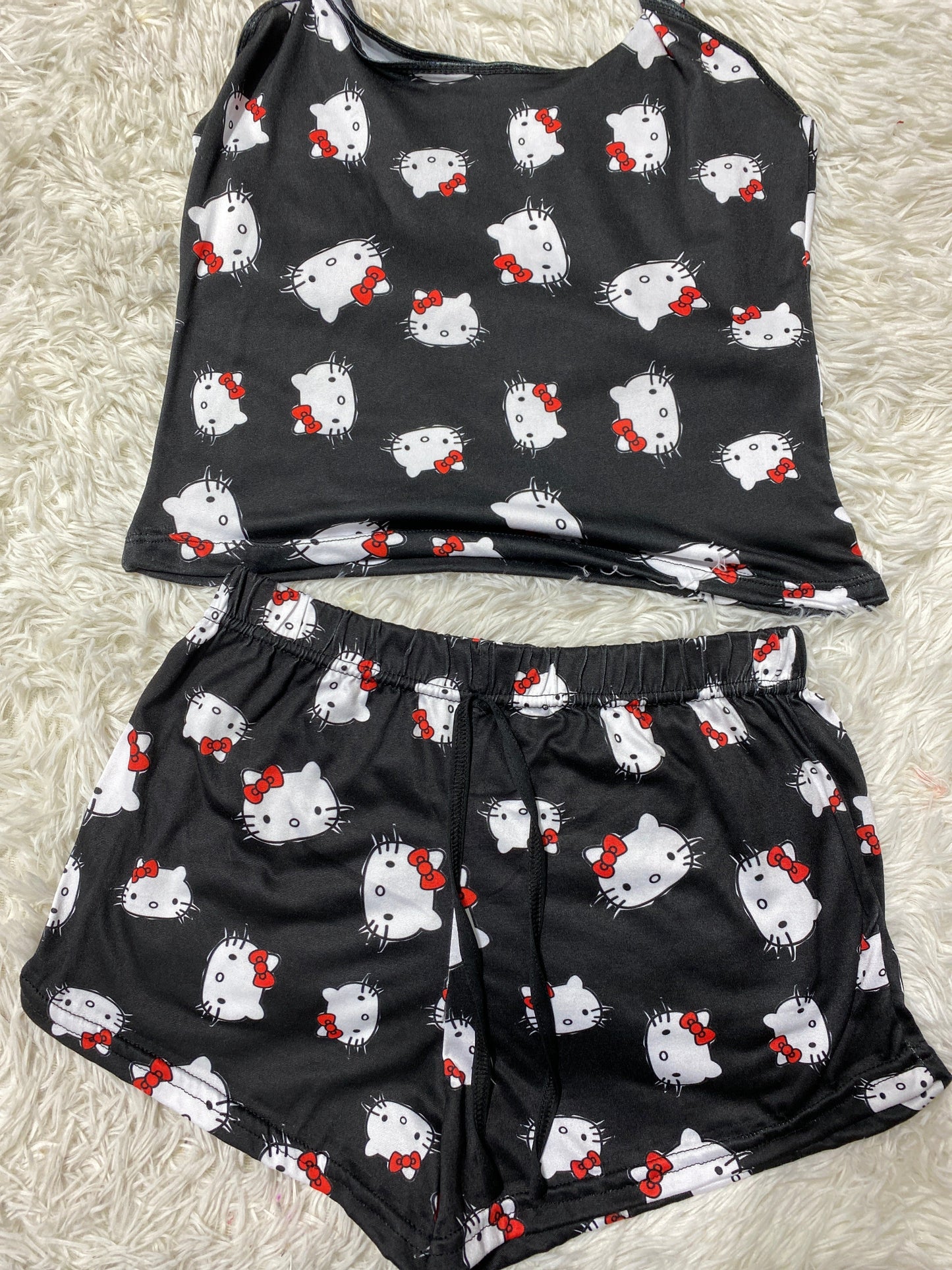 Hello Kitty Women's Pajama Set - Fundies