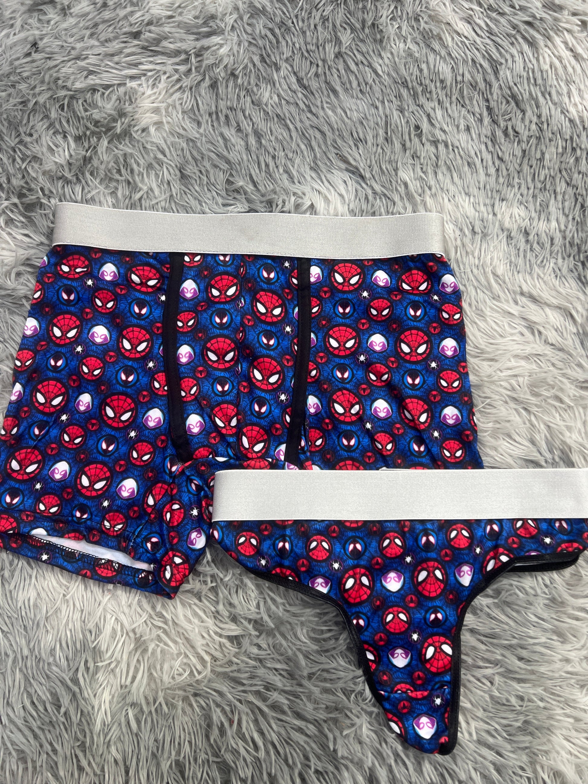 Spider-Man And Gwen Background Blue Duo With Thong - Fundies