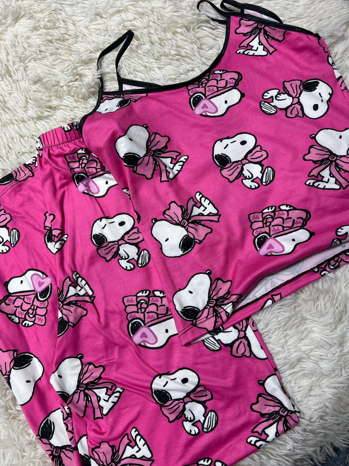 Snoopy Pink Claro Womens Pajama Set