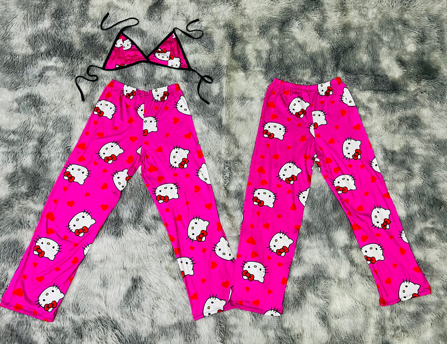 Hello Kitty Pink Hearts Plush Pajamas matching set 😺💖