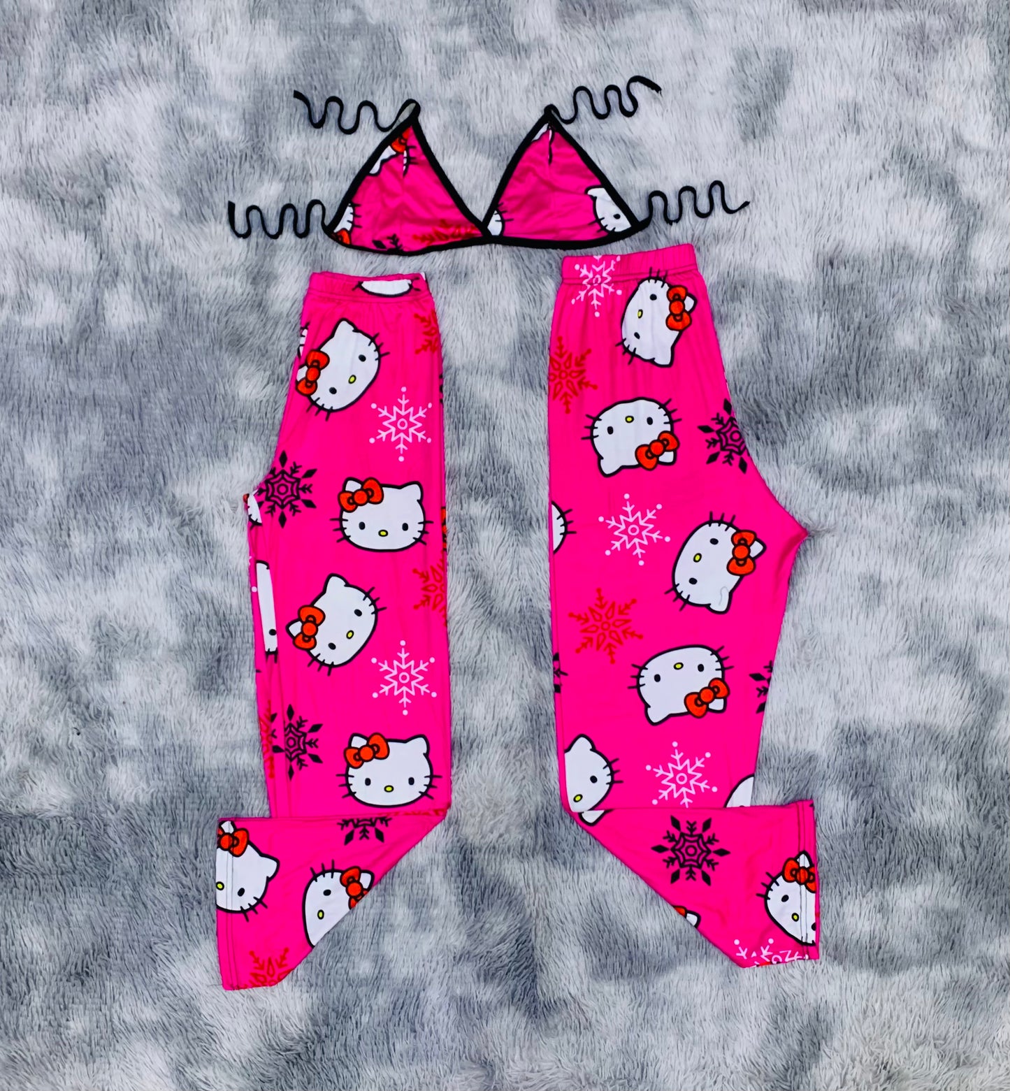 Kitty big faces with snowflakes Plush pajama duo