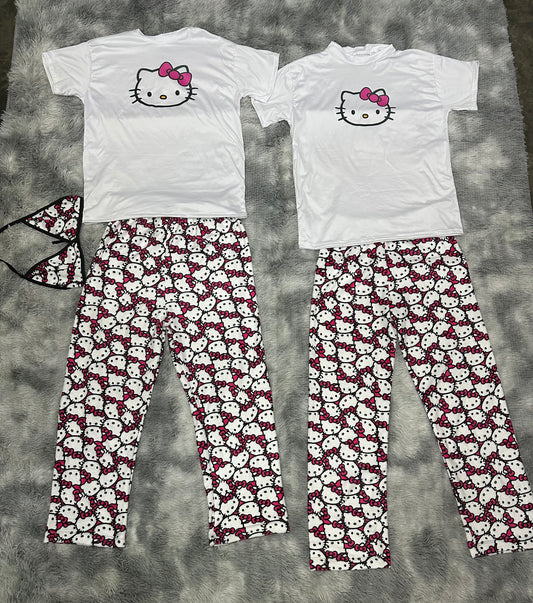 Hello Kitty heads Matching plush pjs with T-shirt