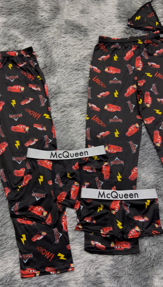 McQueen 5 pz pajama  background