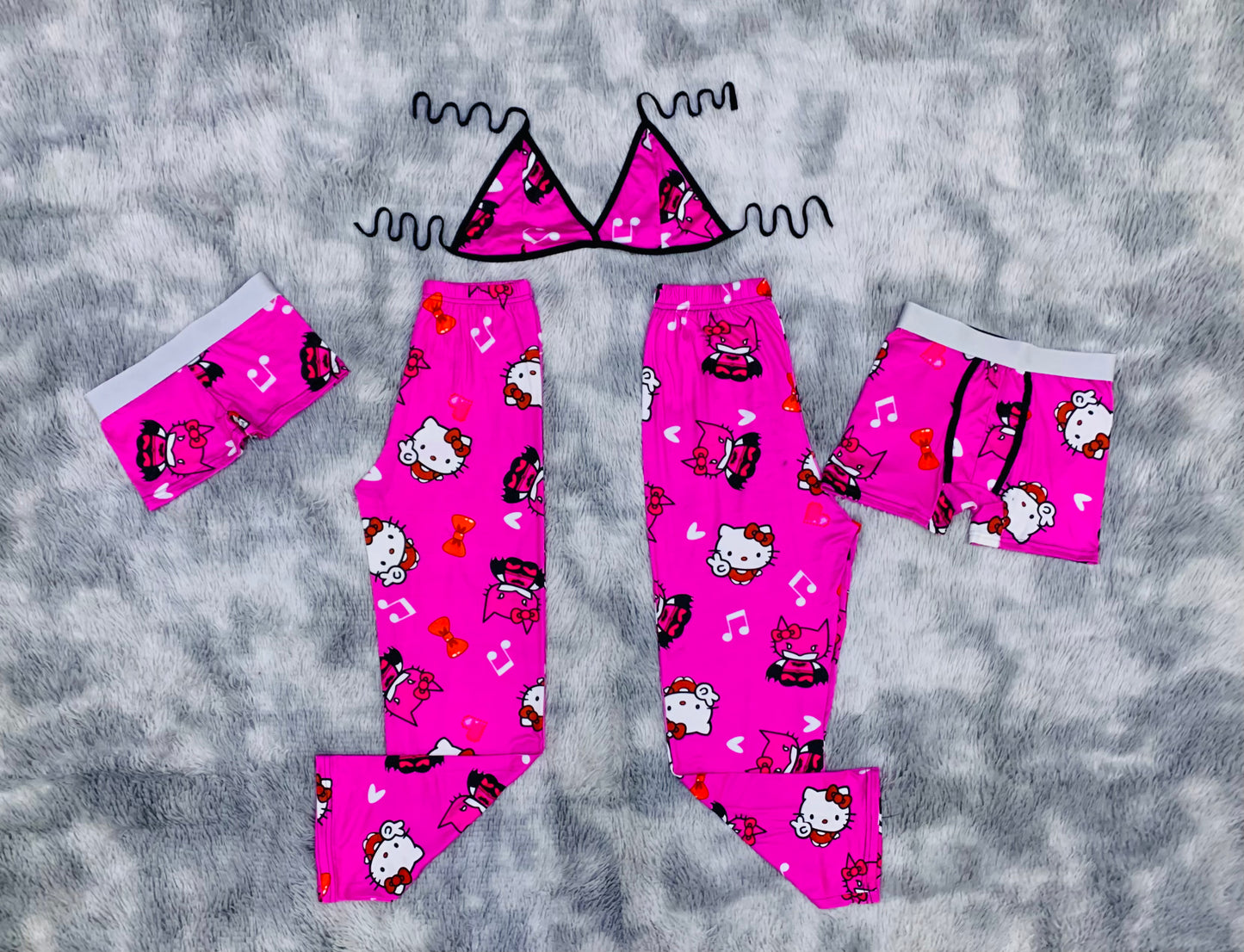 Hello Kitty dressed as Batman pink 5 pcs pajama duo