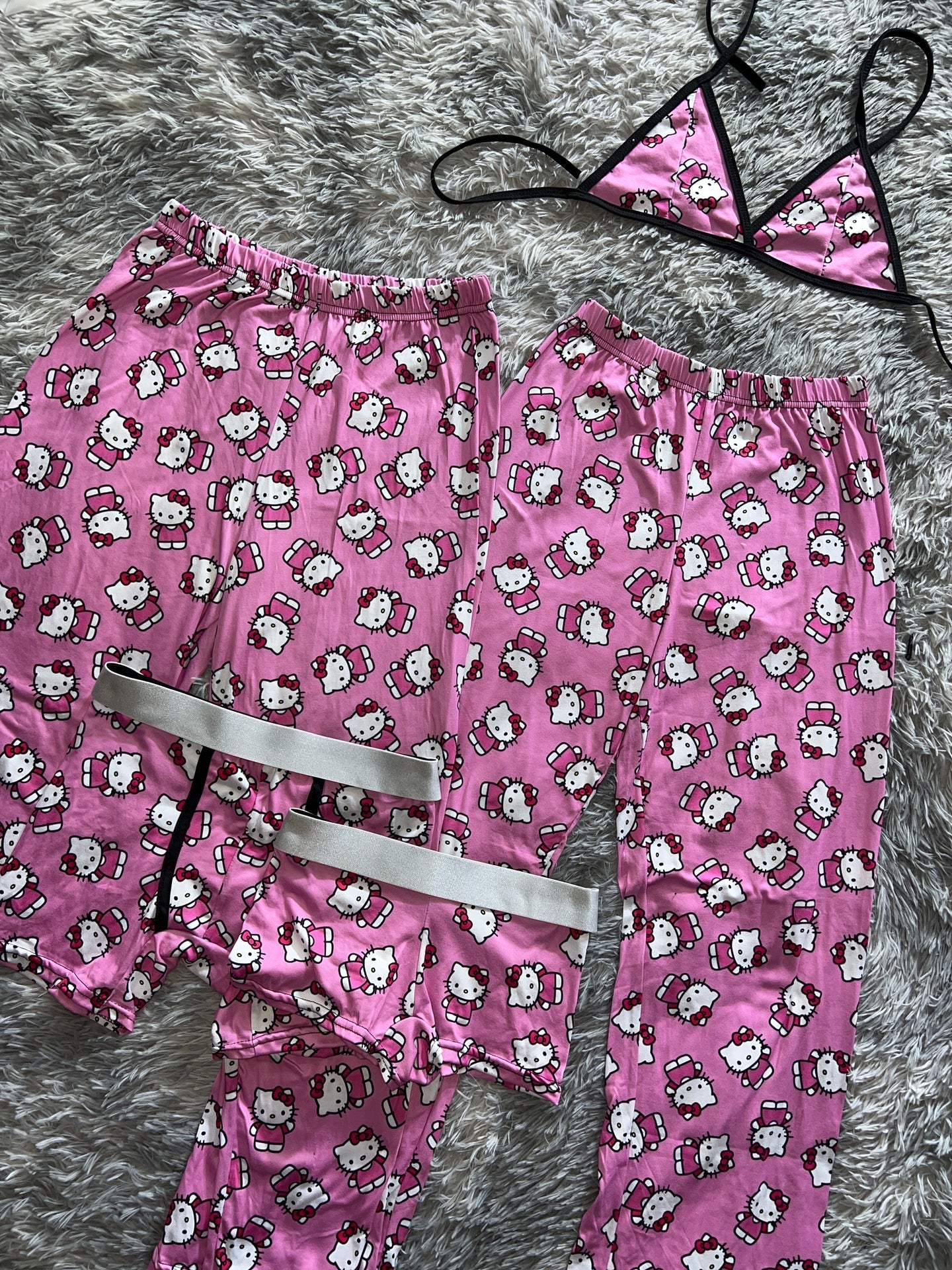 Hello Kitty Waving Pink 5 Piece PJ - Fundies